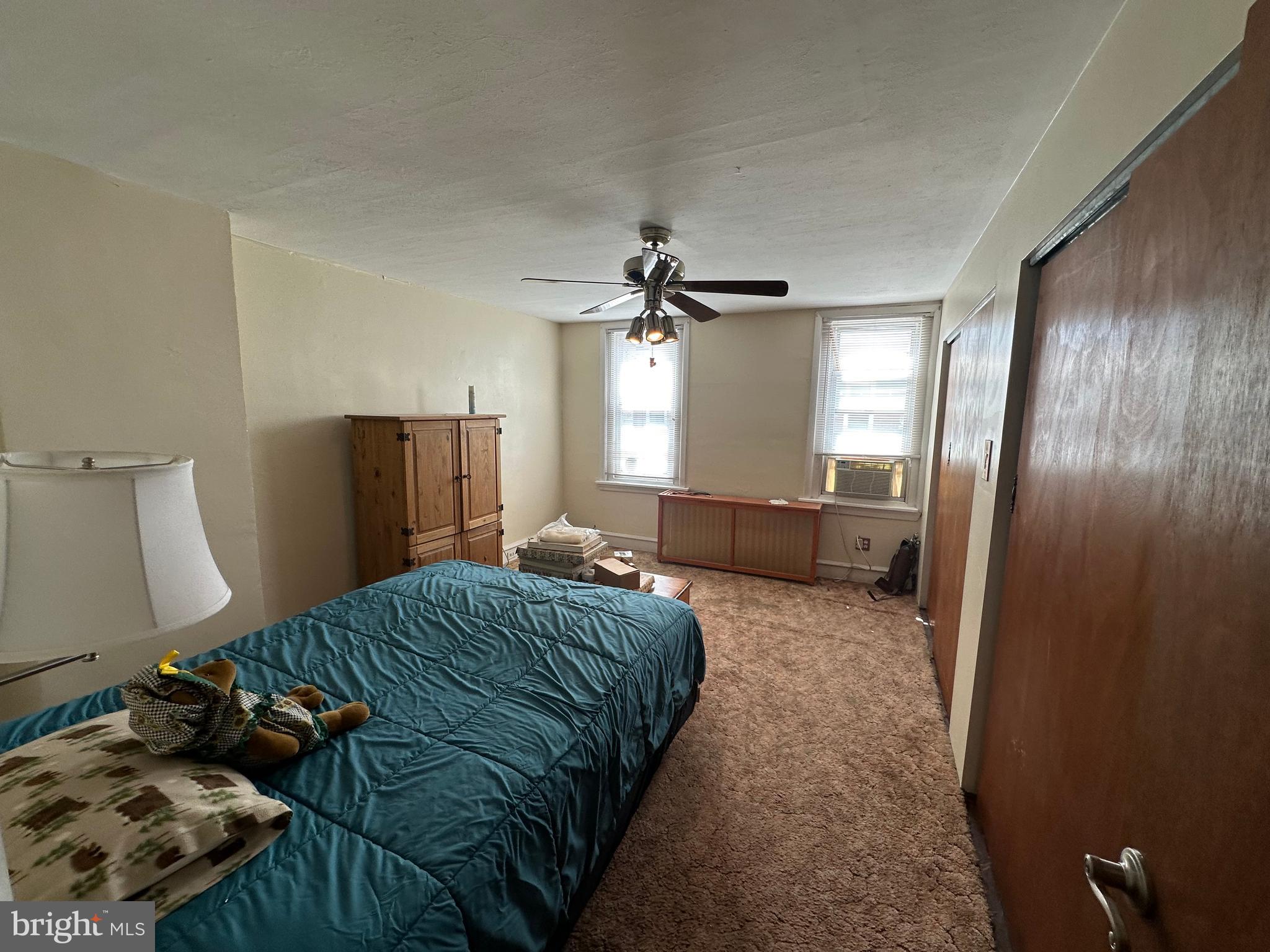 BRIDESBURG - Residential