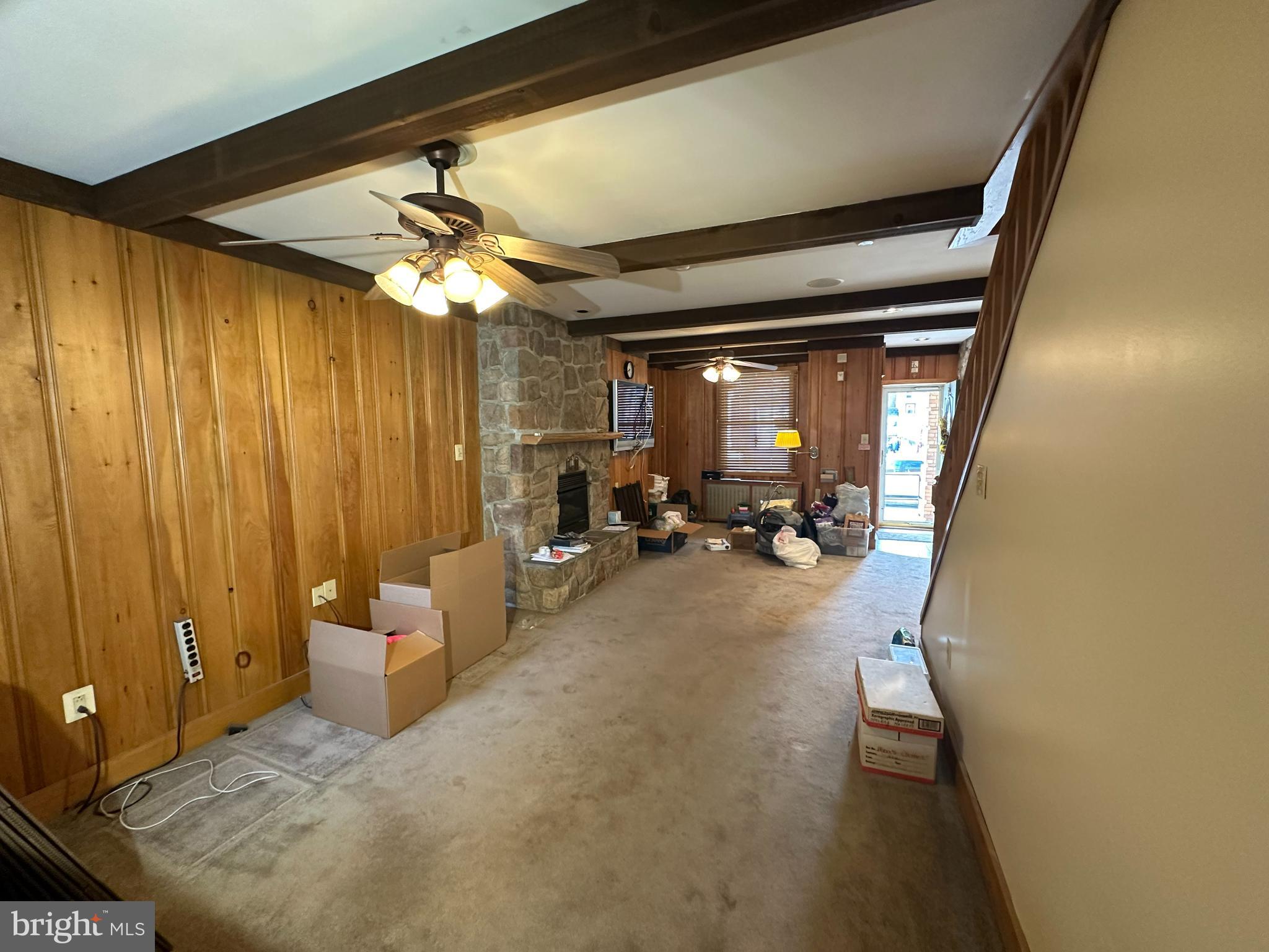 BRIDESBURG - Residential