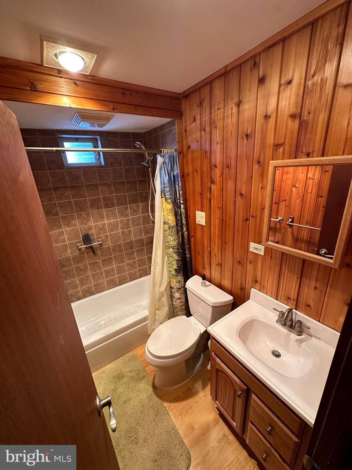 BRIDESBURG - Residential