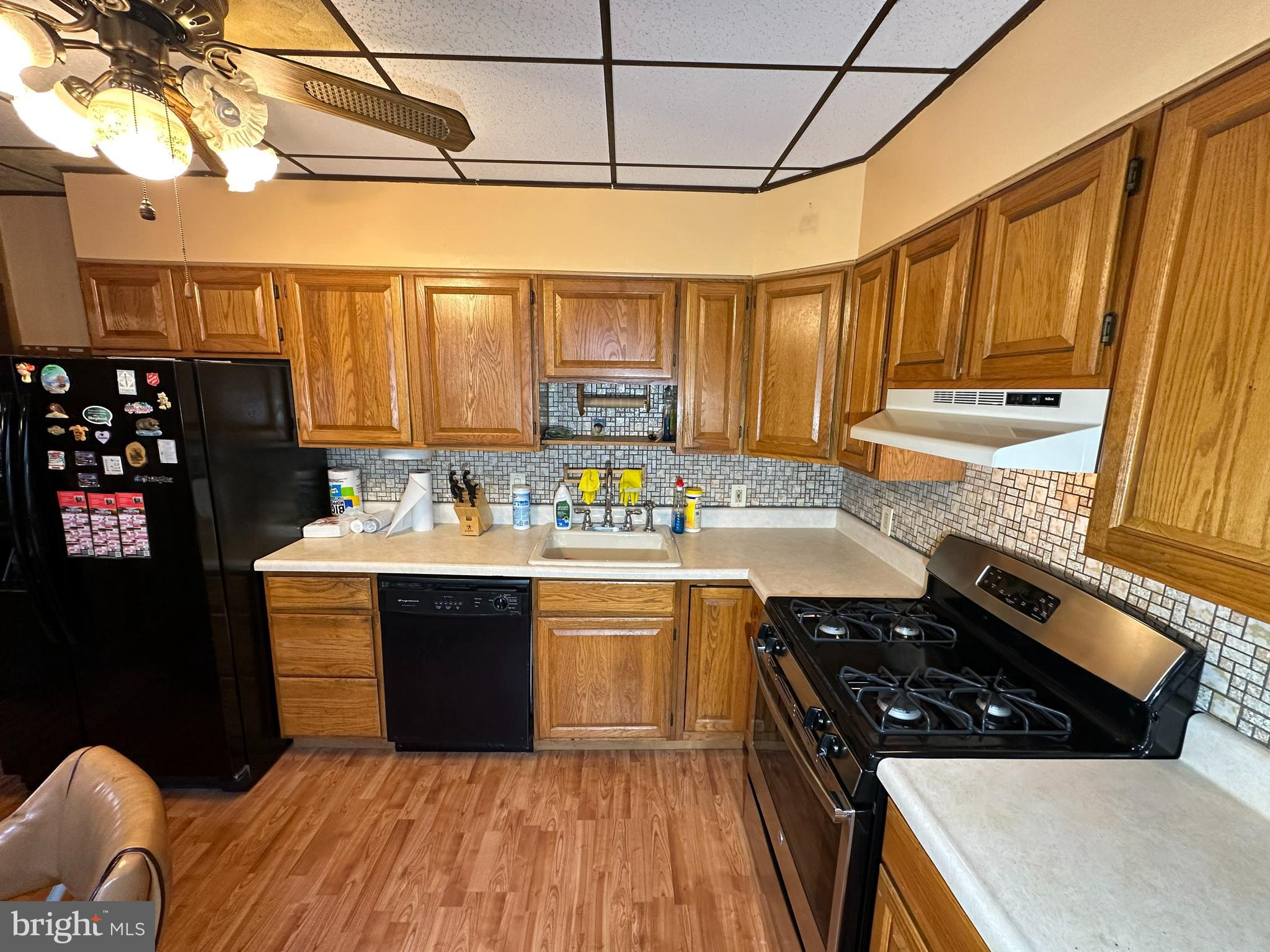 BRIDESBURG - Residential