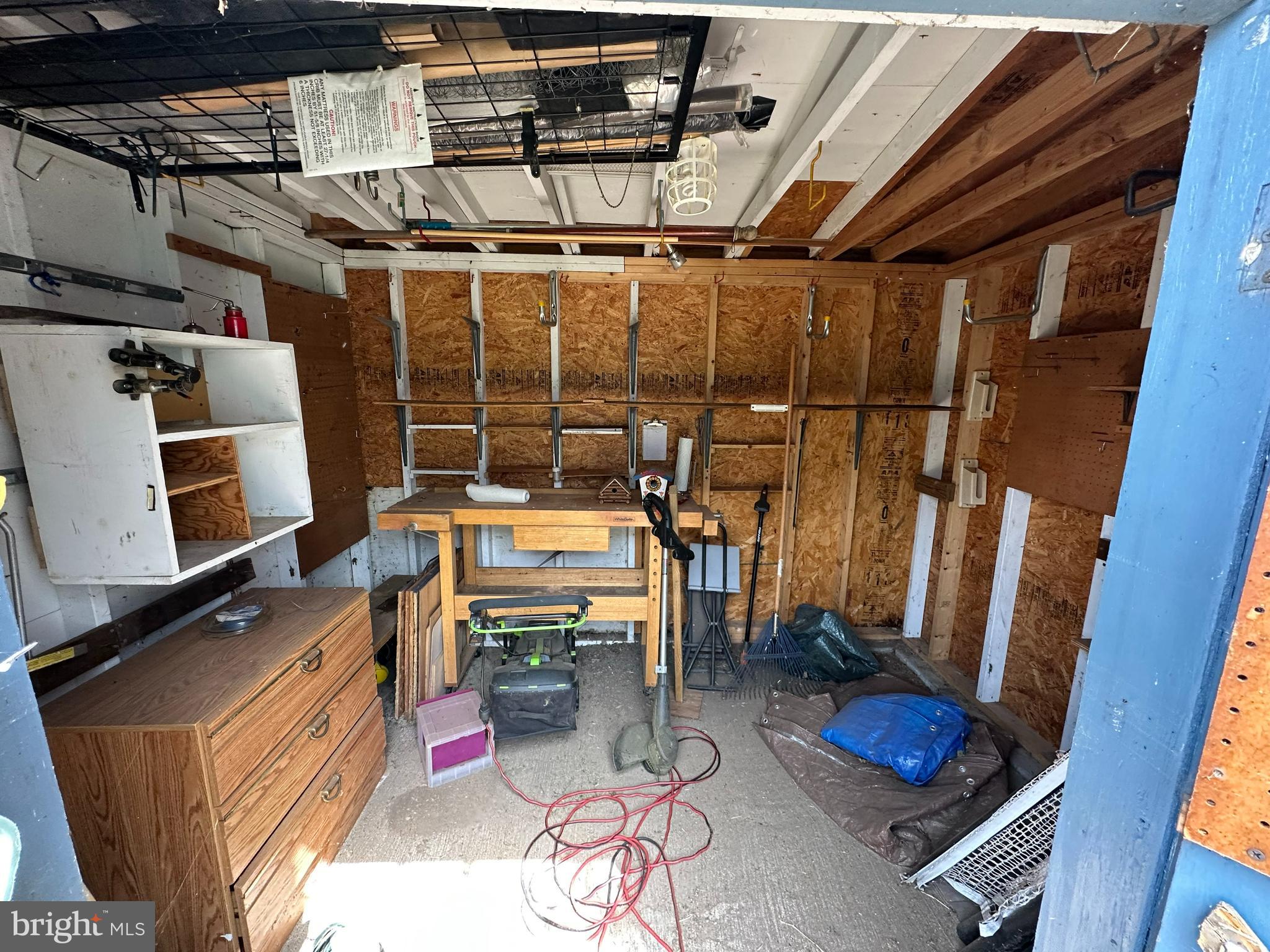 BRIDESBURG - Residential