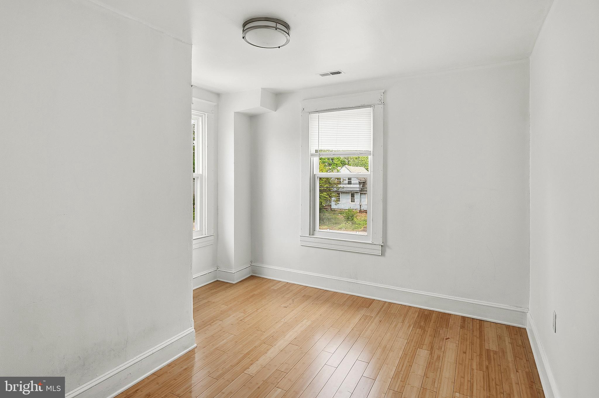 GLEN BURNIE - Residential