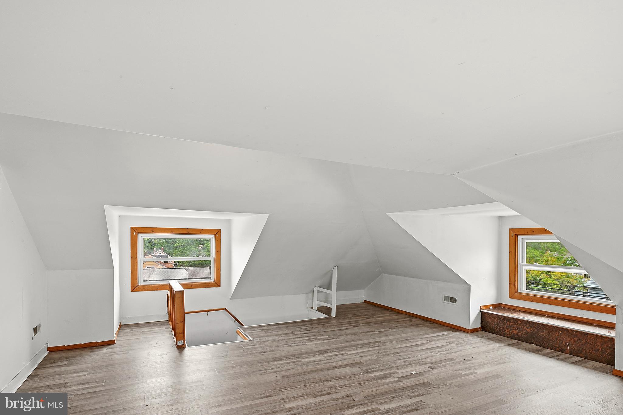 GLEN BURNIE - Residential