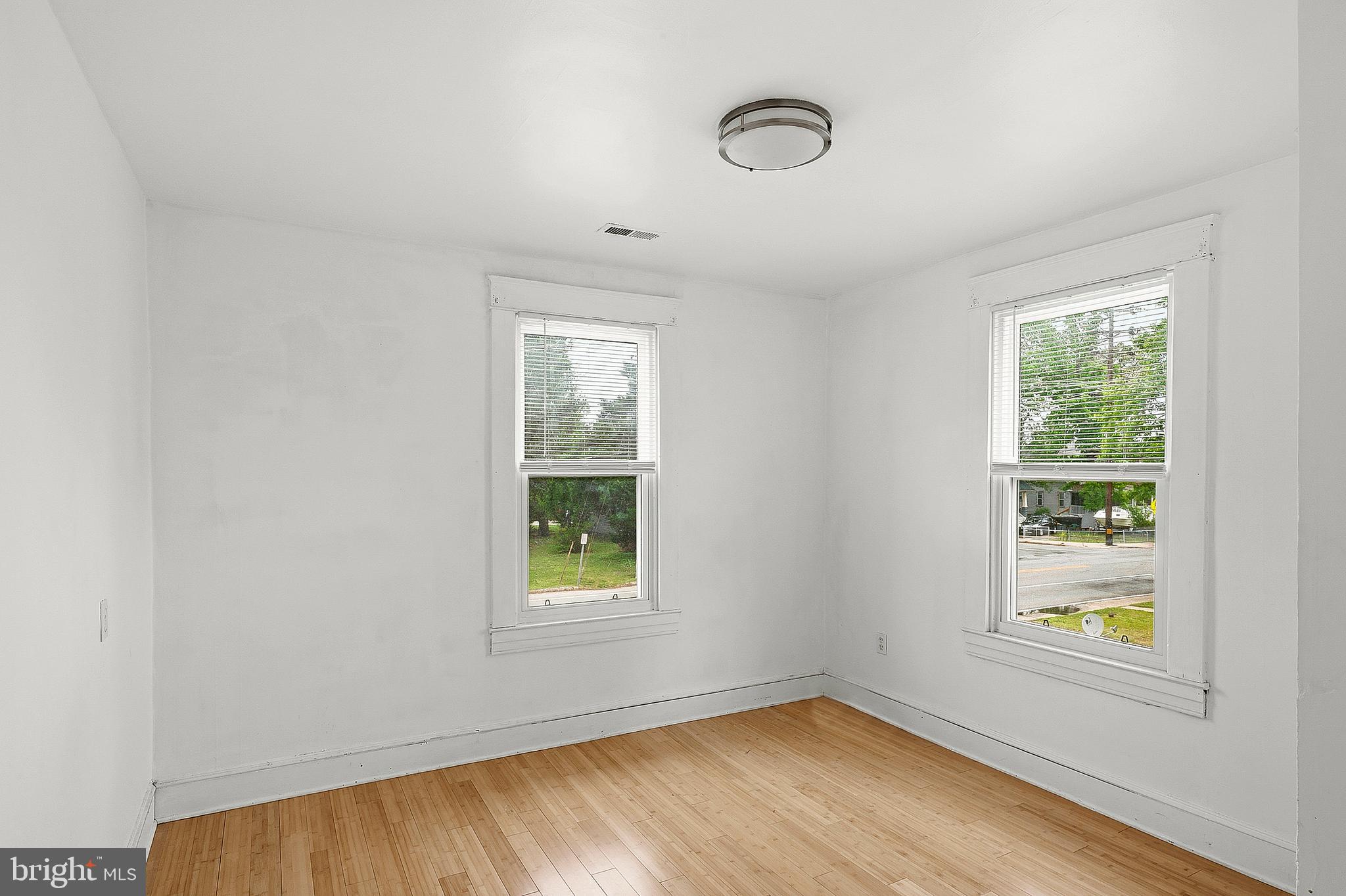 GLEN BURNIE - Residential