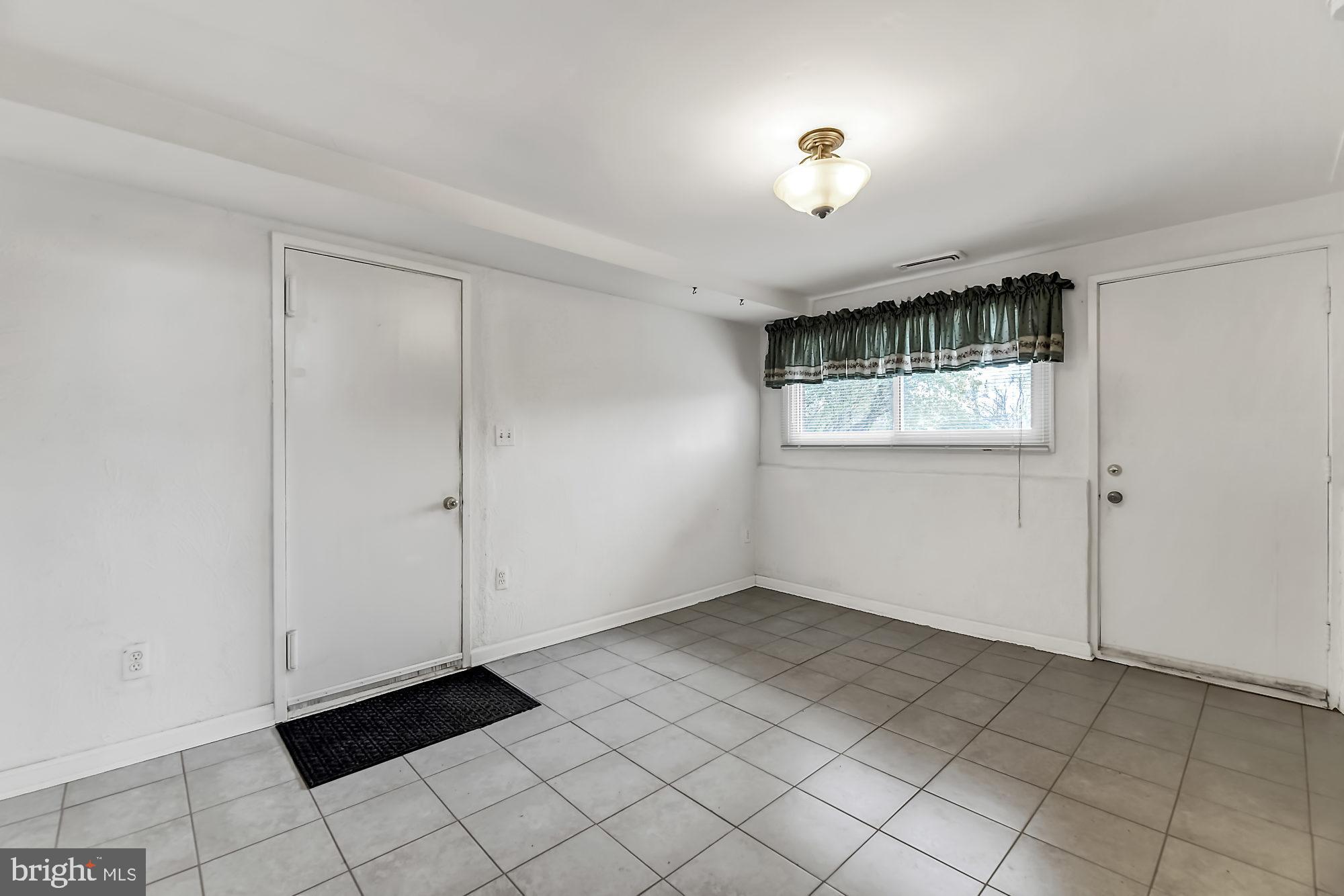 KINGS RIDGE - Residential