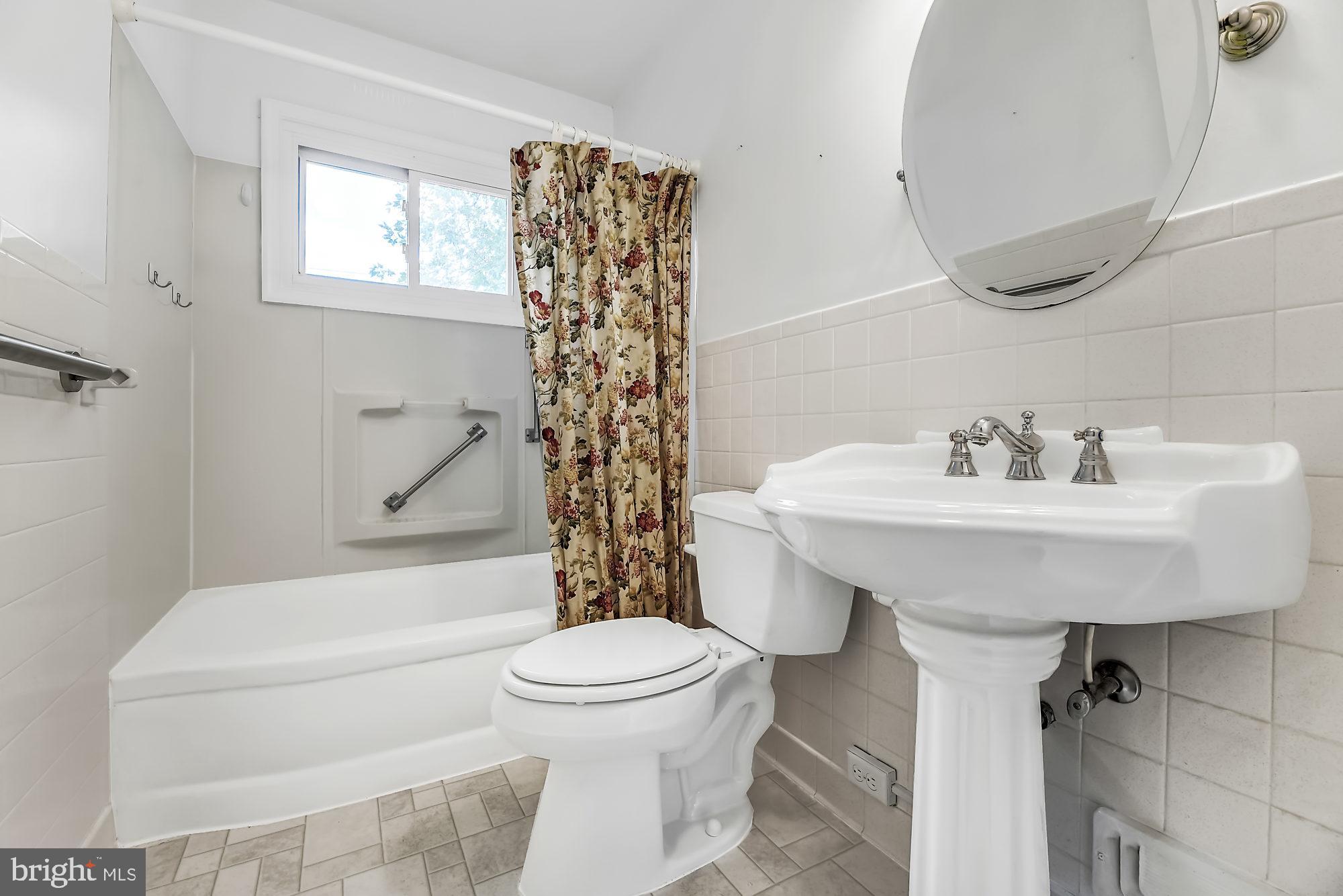 KINGS RIDGE - Residential