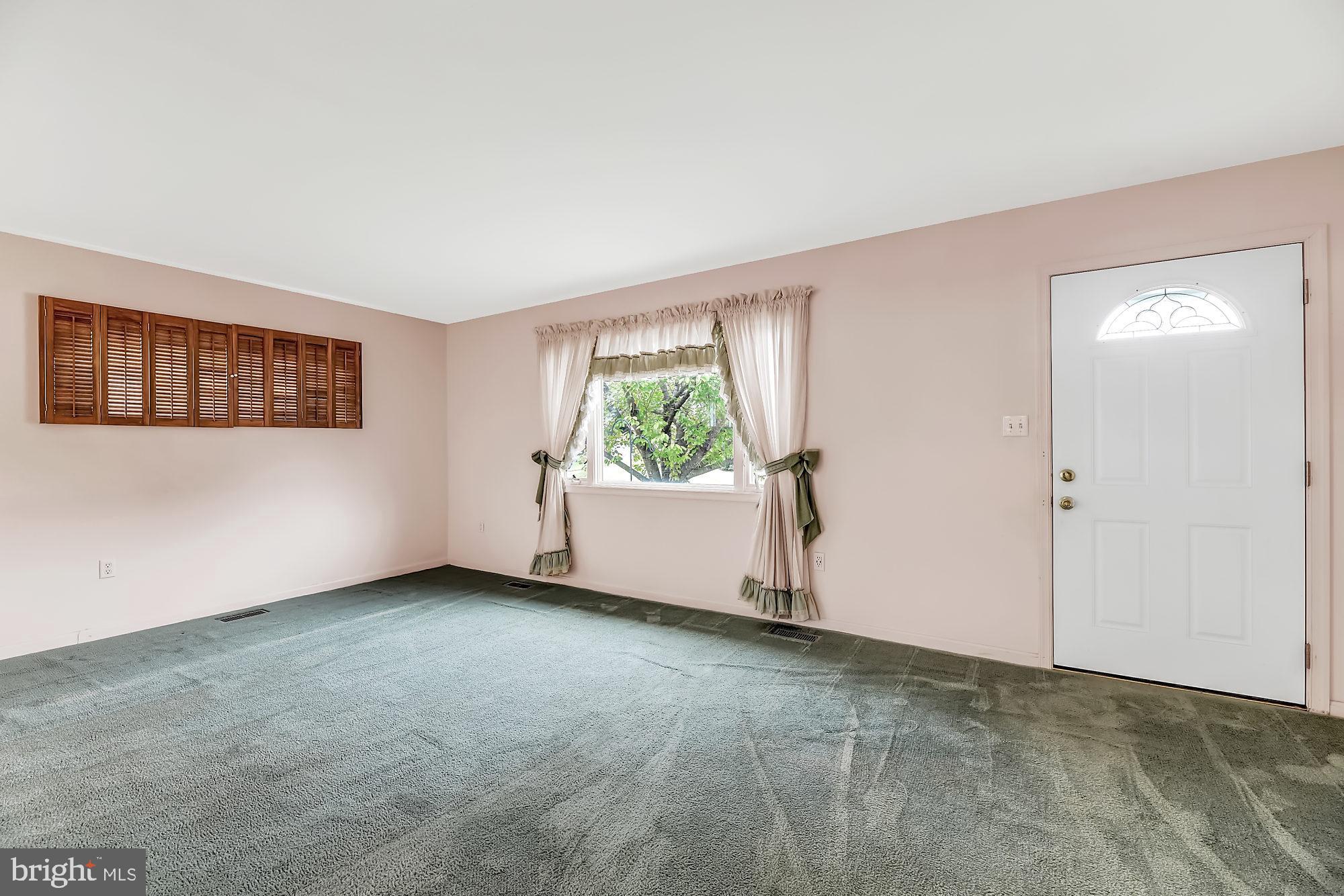 KINGS RIDGE - Residential