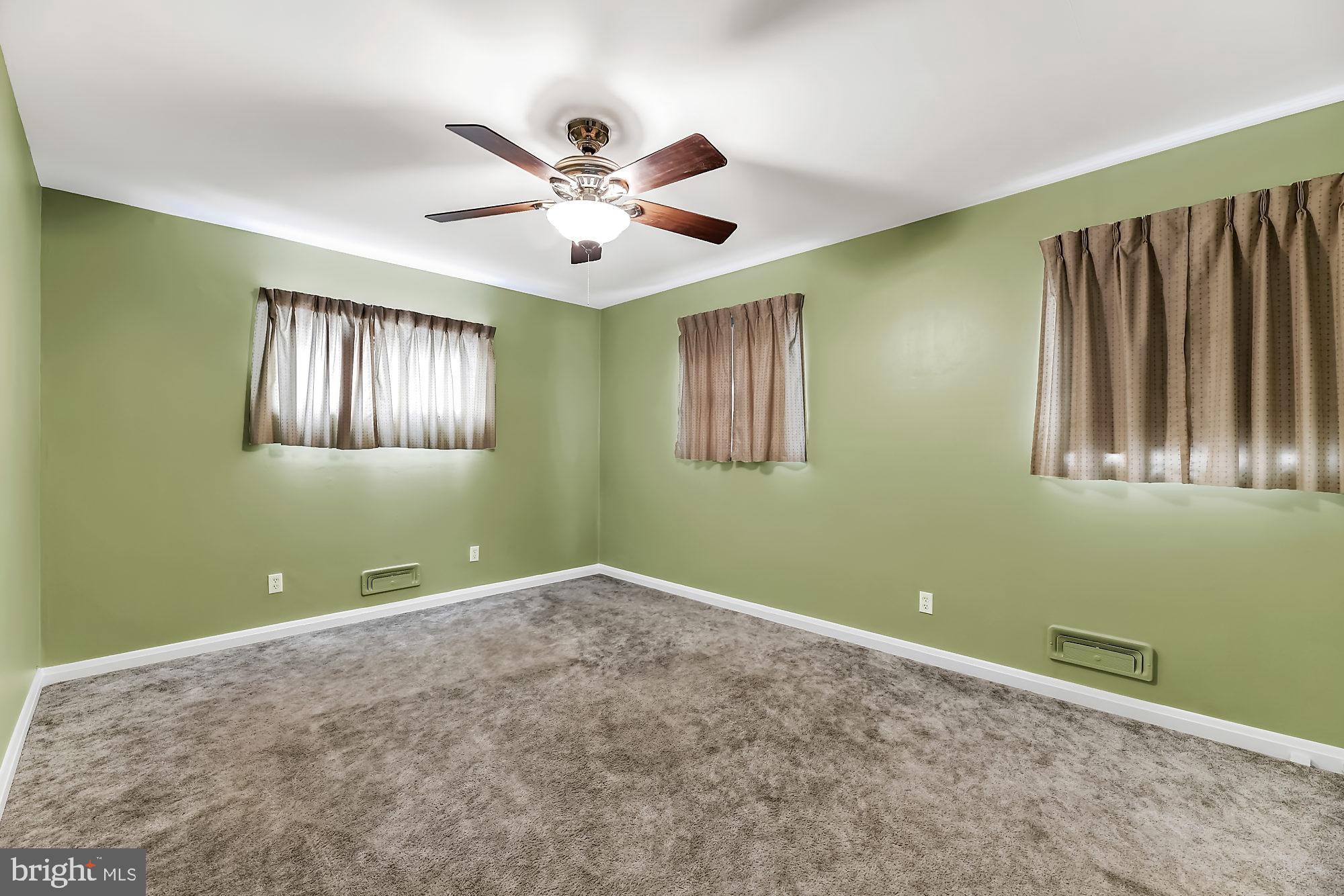 KINGS RIDGE - Residential