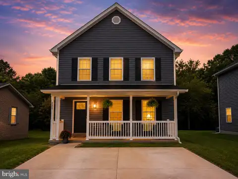 284 Loudoun St, Strasburg, VA 22657 - #: VASH2015296