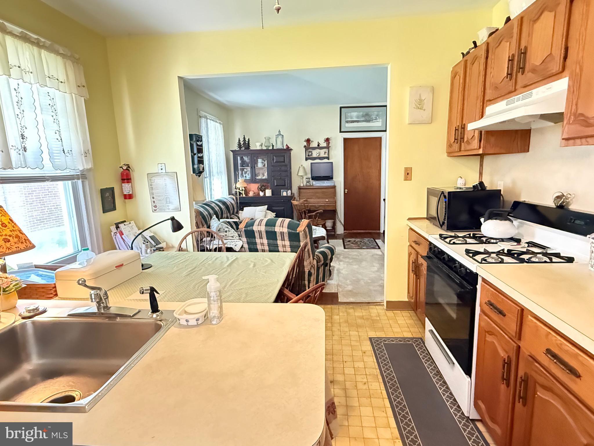 CHELTENHAM VIL - Residential Income