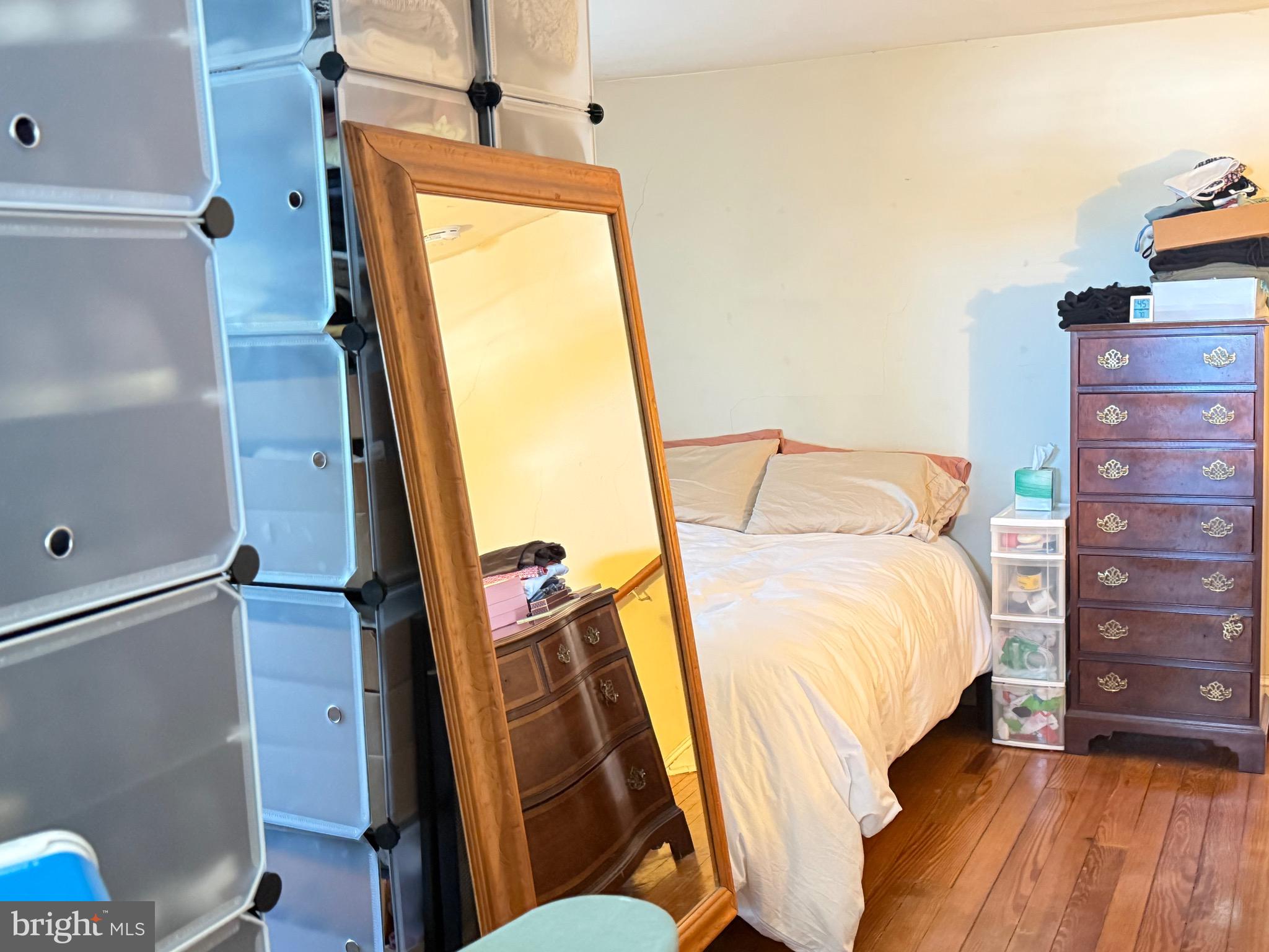 CHELTENHAM VIL - Residential Income