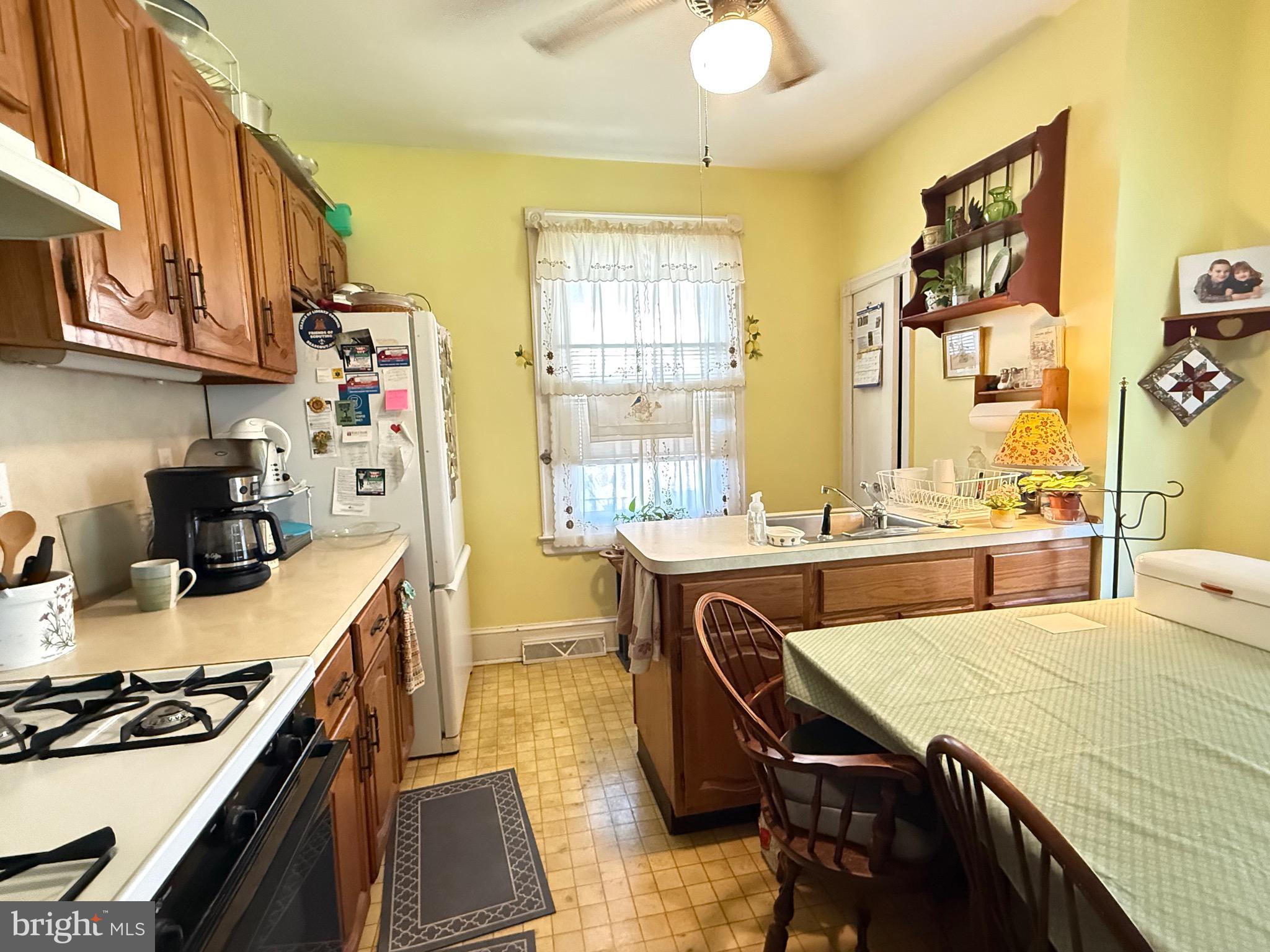 CHELTENHAM VIL - Residential Income