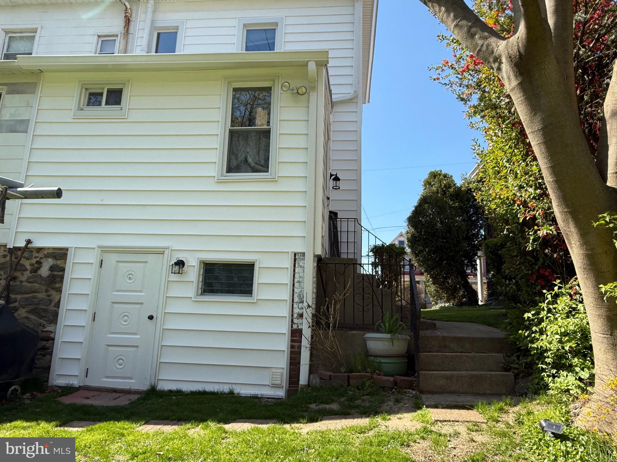 CHELTENHAM VIL - Residential Income