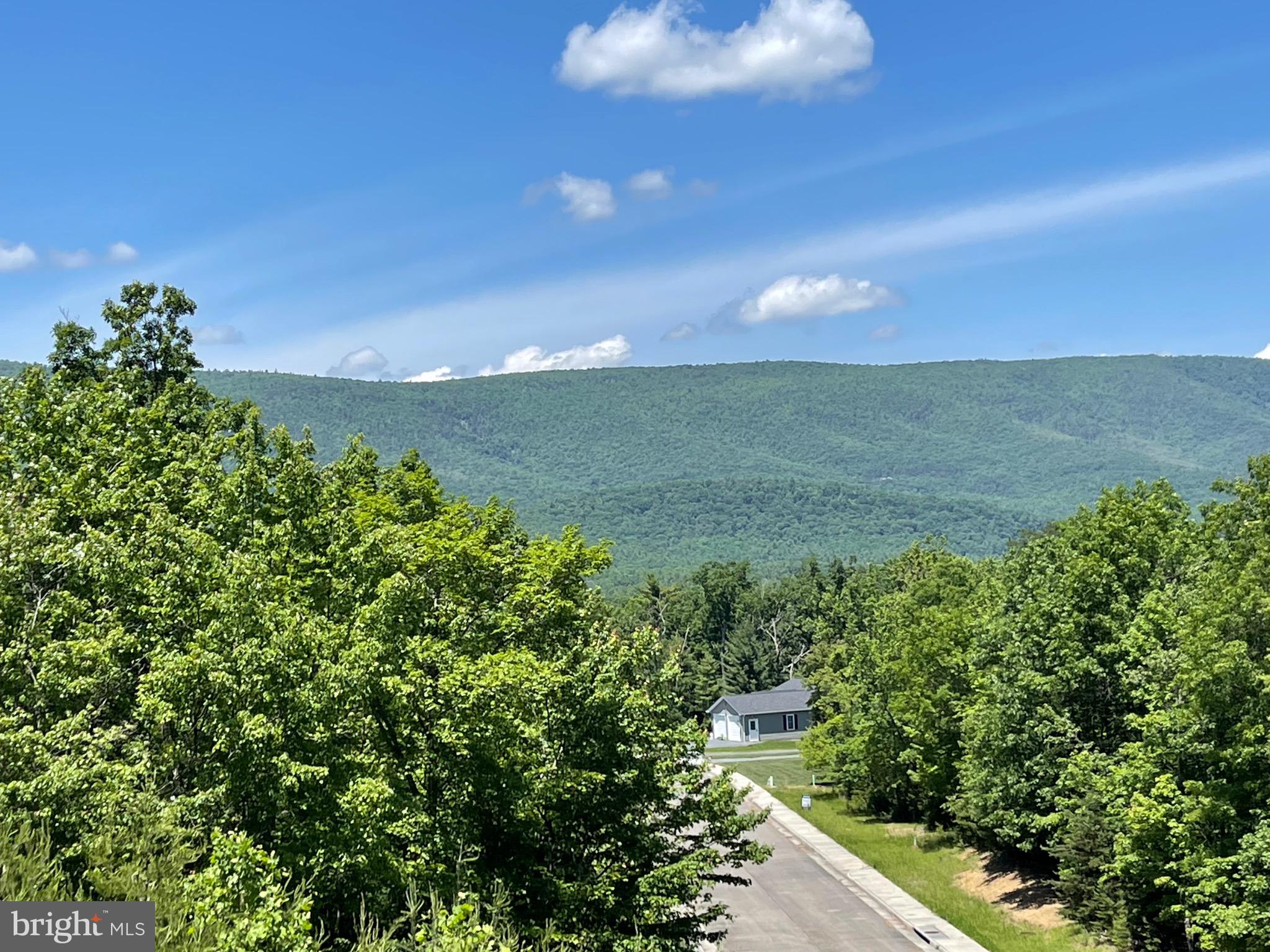 4 CREEK VALLEY DRIVE