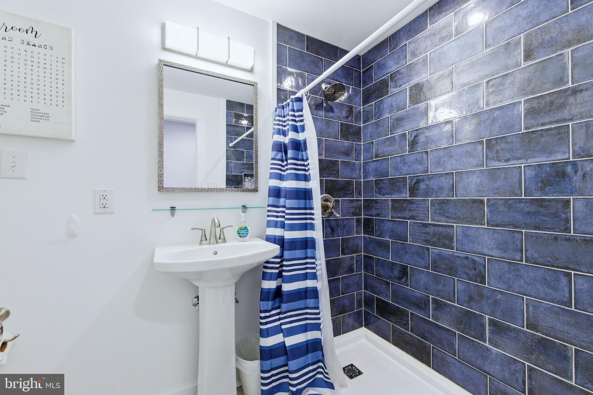 CREEK VALLEY ESTATES - Residential