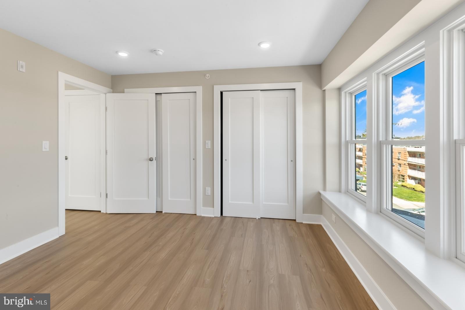 ROXBOROUGH - Residential Lease