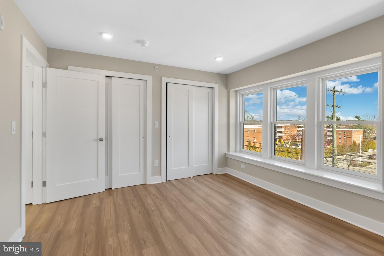 ROXBOROUGH - Residential Lease