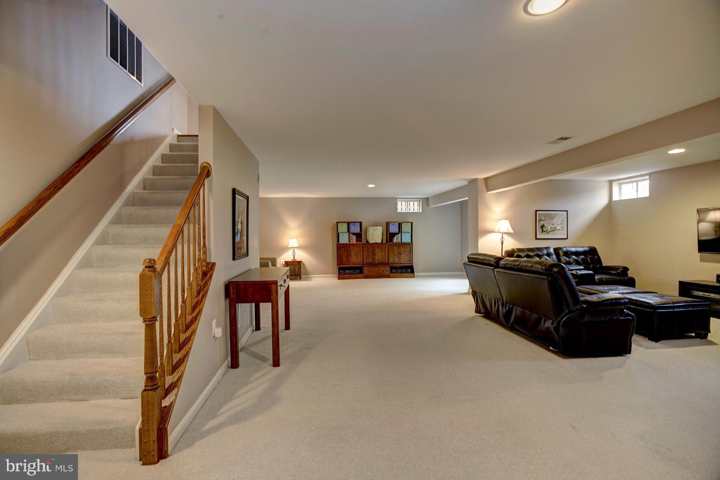 ASHBROOK VILLAGE - Residential Lease