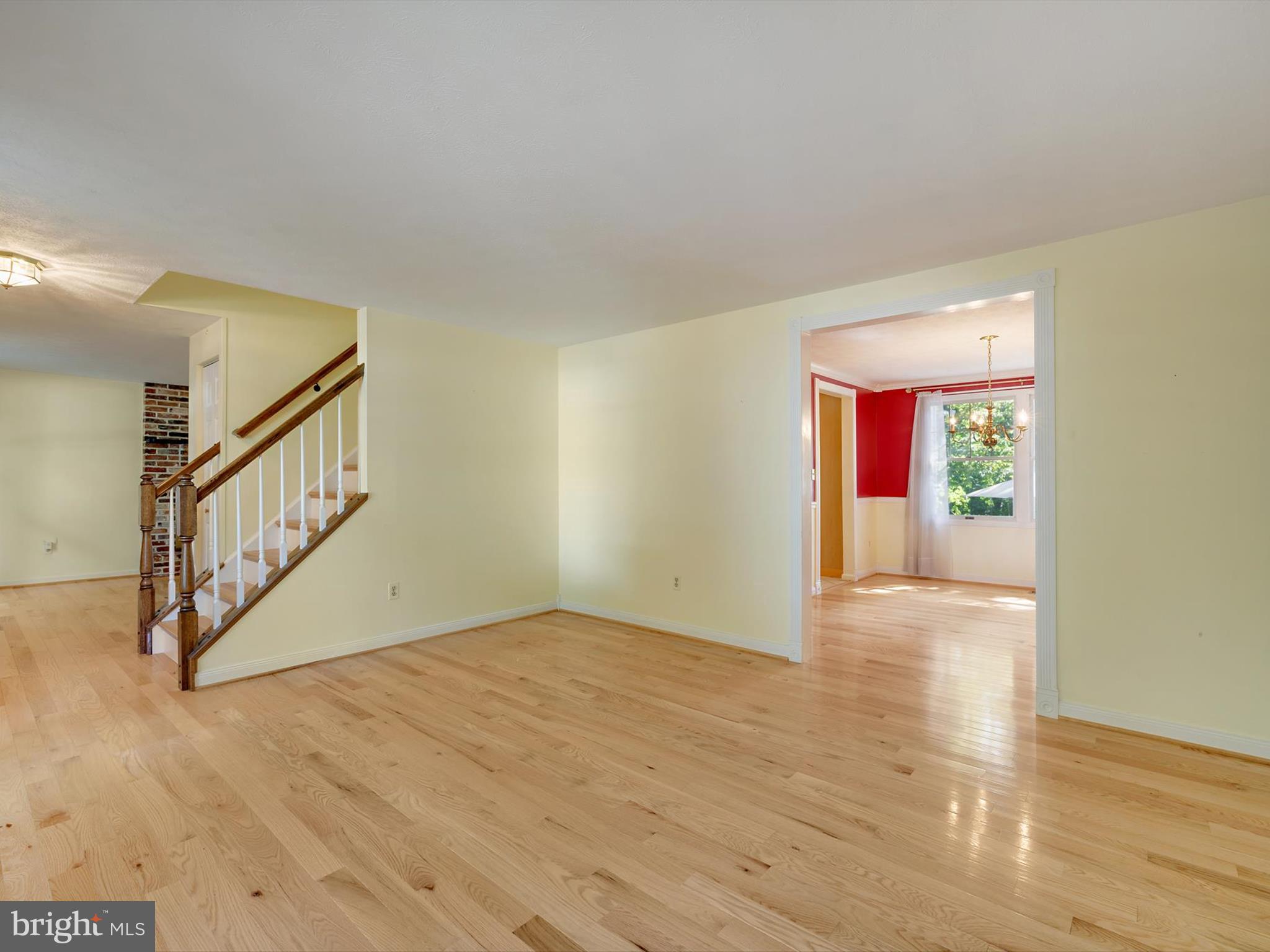 BAY HILLS - Residential