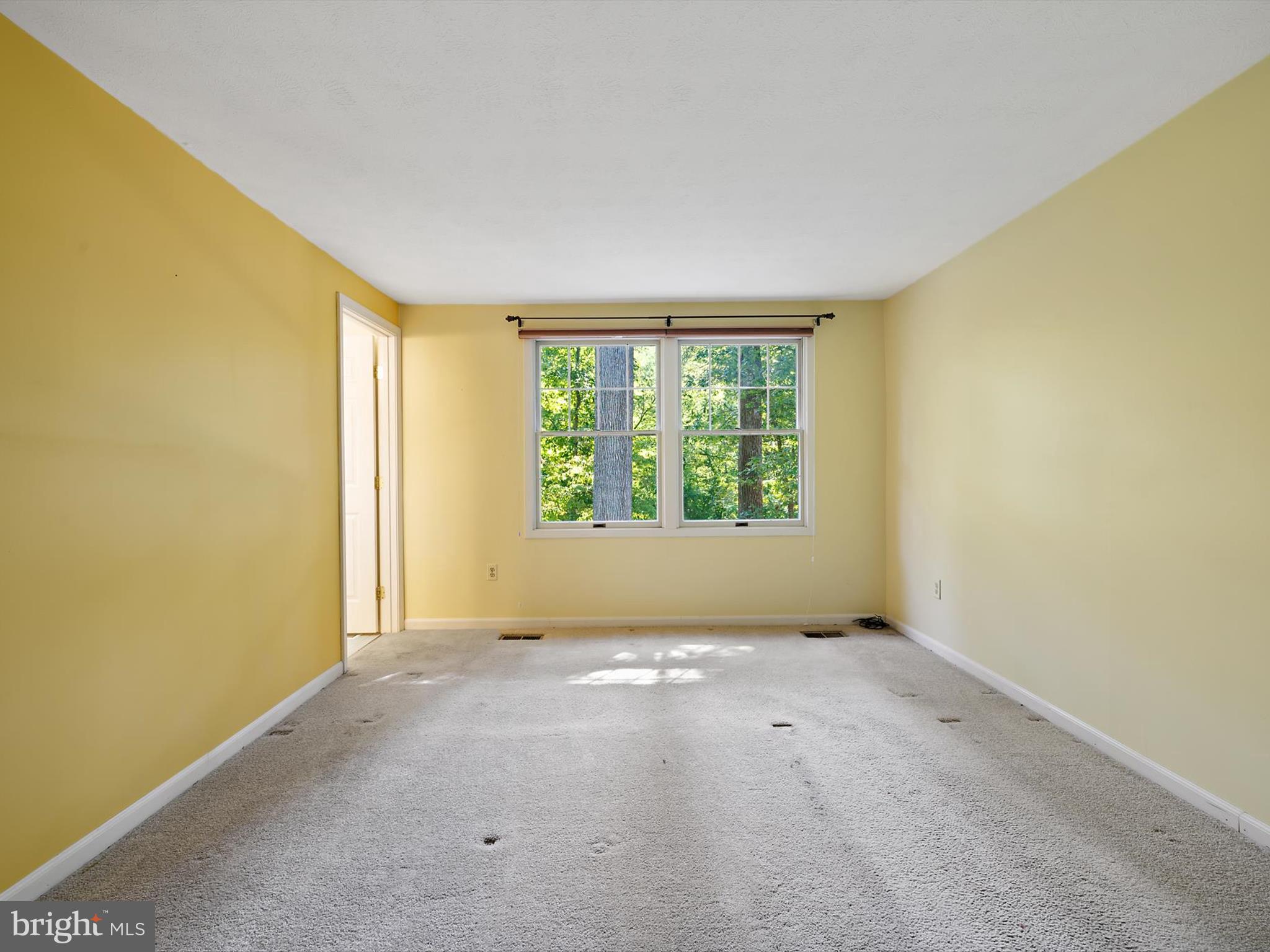 BAY HILLS - Residential