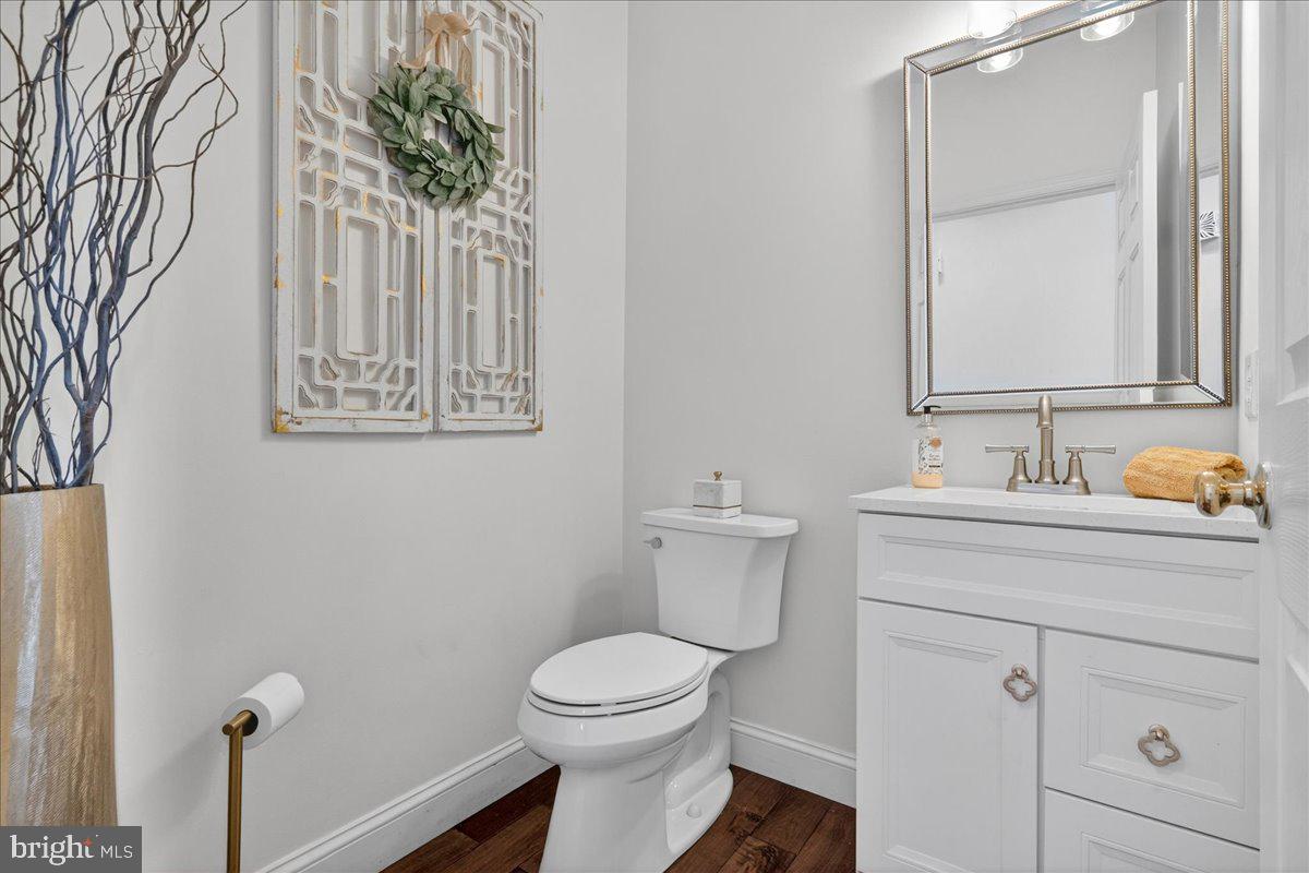 FAR HILLS FARM - Residential