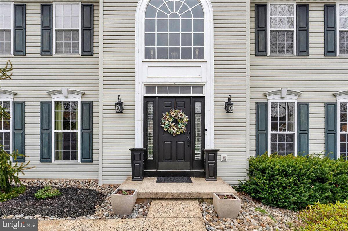 FAR HILLS FARM - Residential