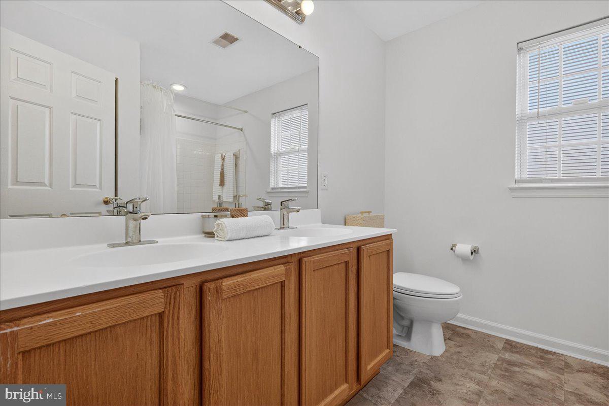 FAR HILLS FARM - Residential