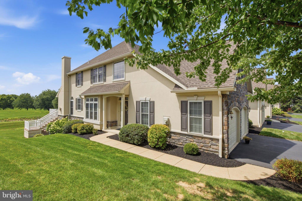 Photo of 848 Huntington Place, LANCASTER, PA 17601 (MLS # PALA2092624)