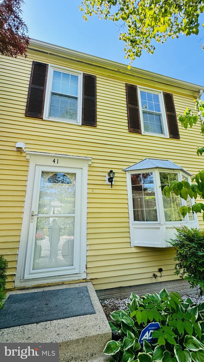 41 SHADY SPRING PLACE