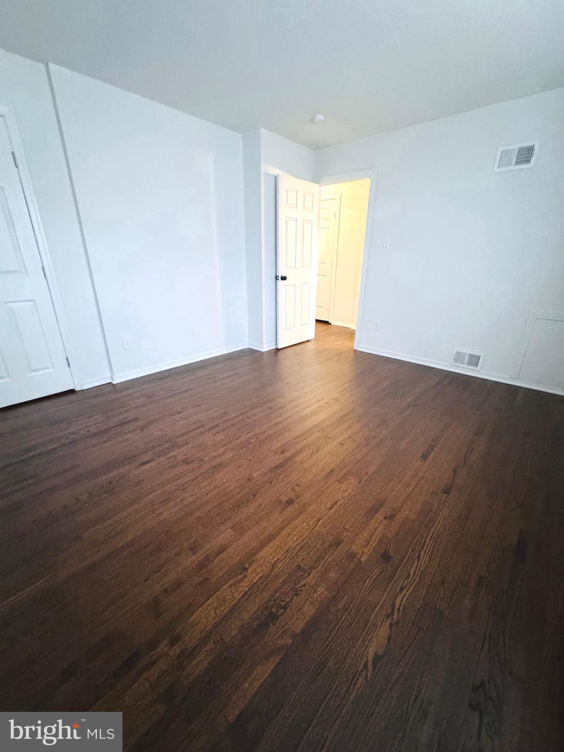 KENT VILLAGE - Residential