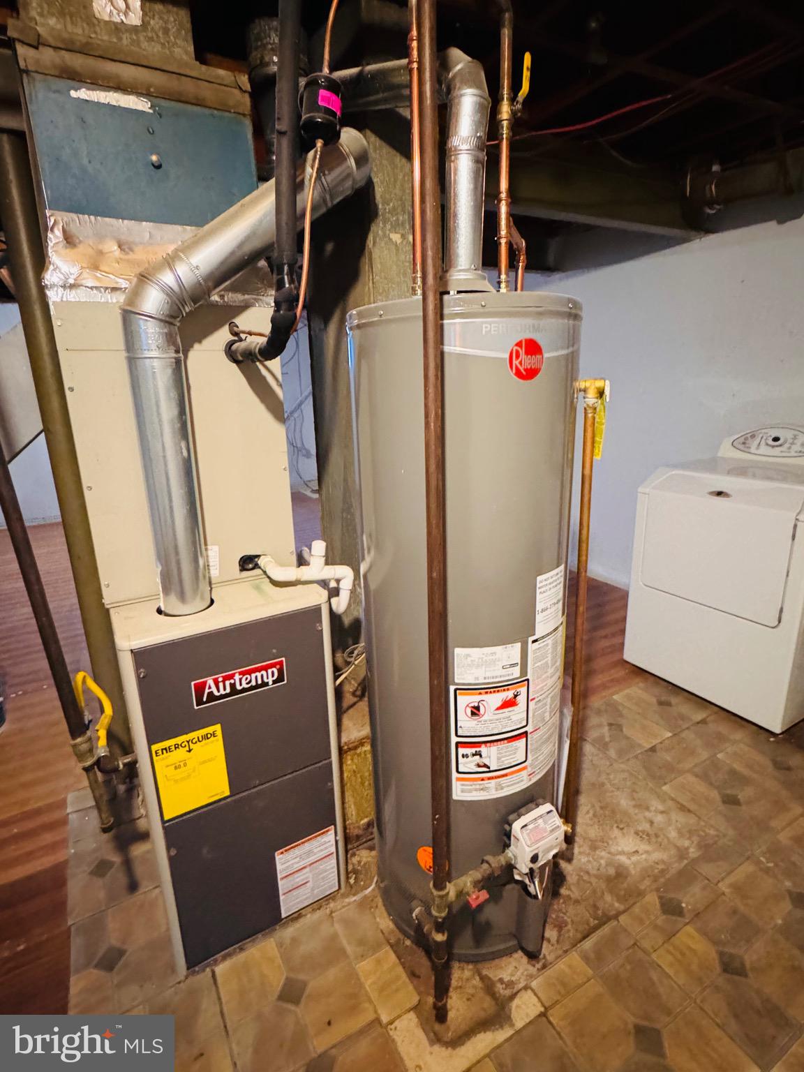 KENT VILLAGE - Residential