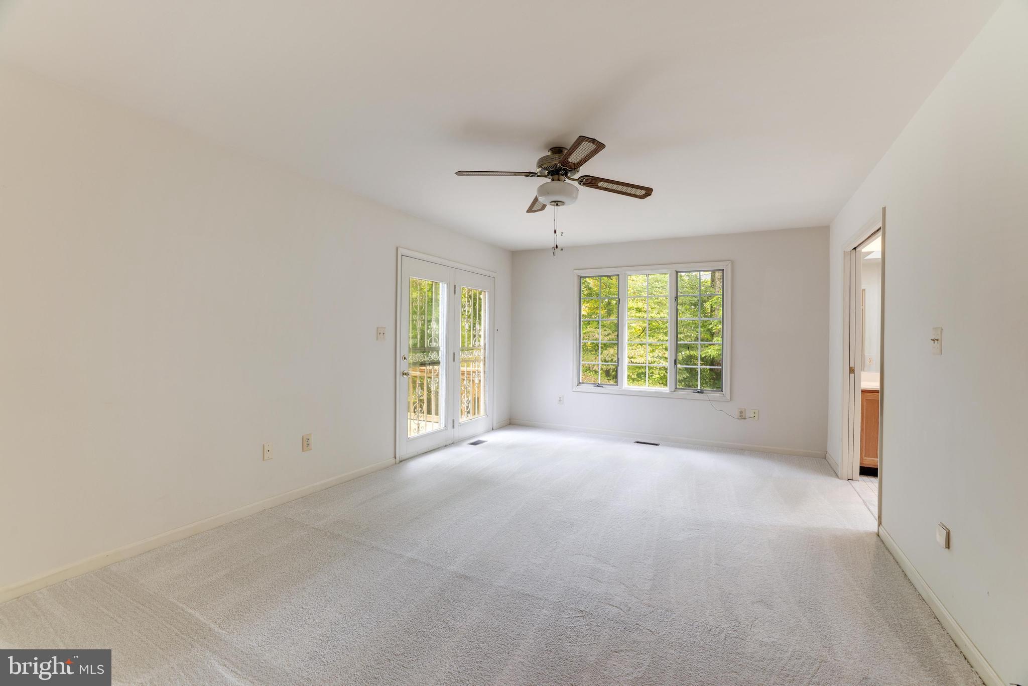 TANTALLON ON THE POTOMAC - Residential