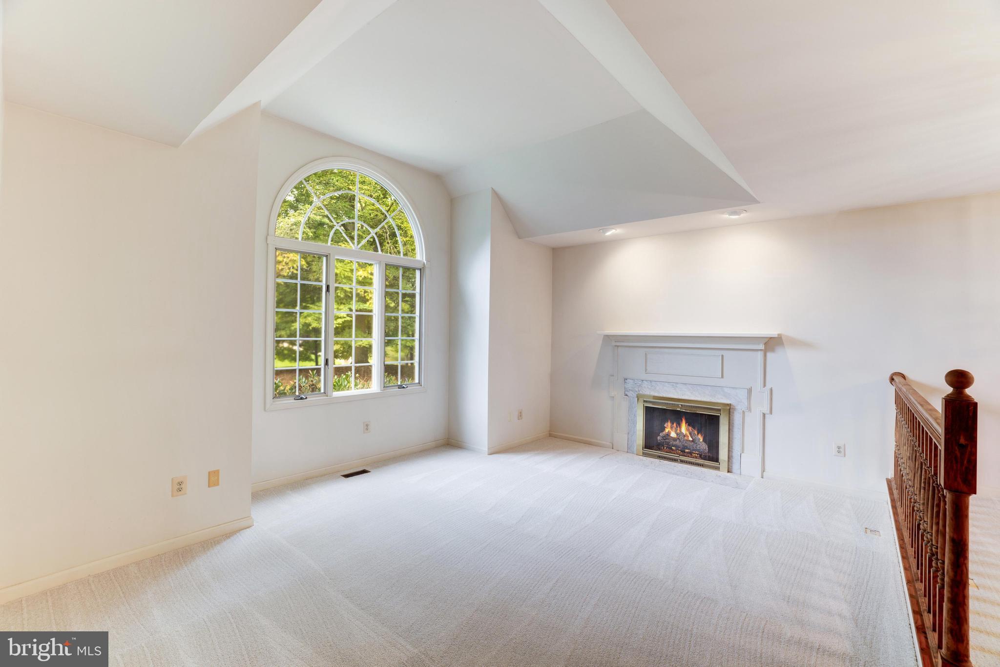 TANTALLON ON THE POTOMAC - Residential