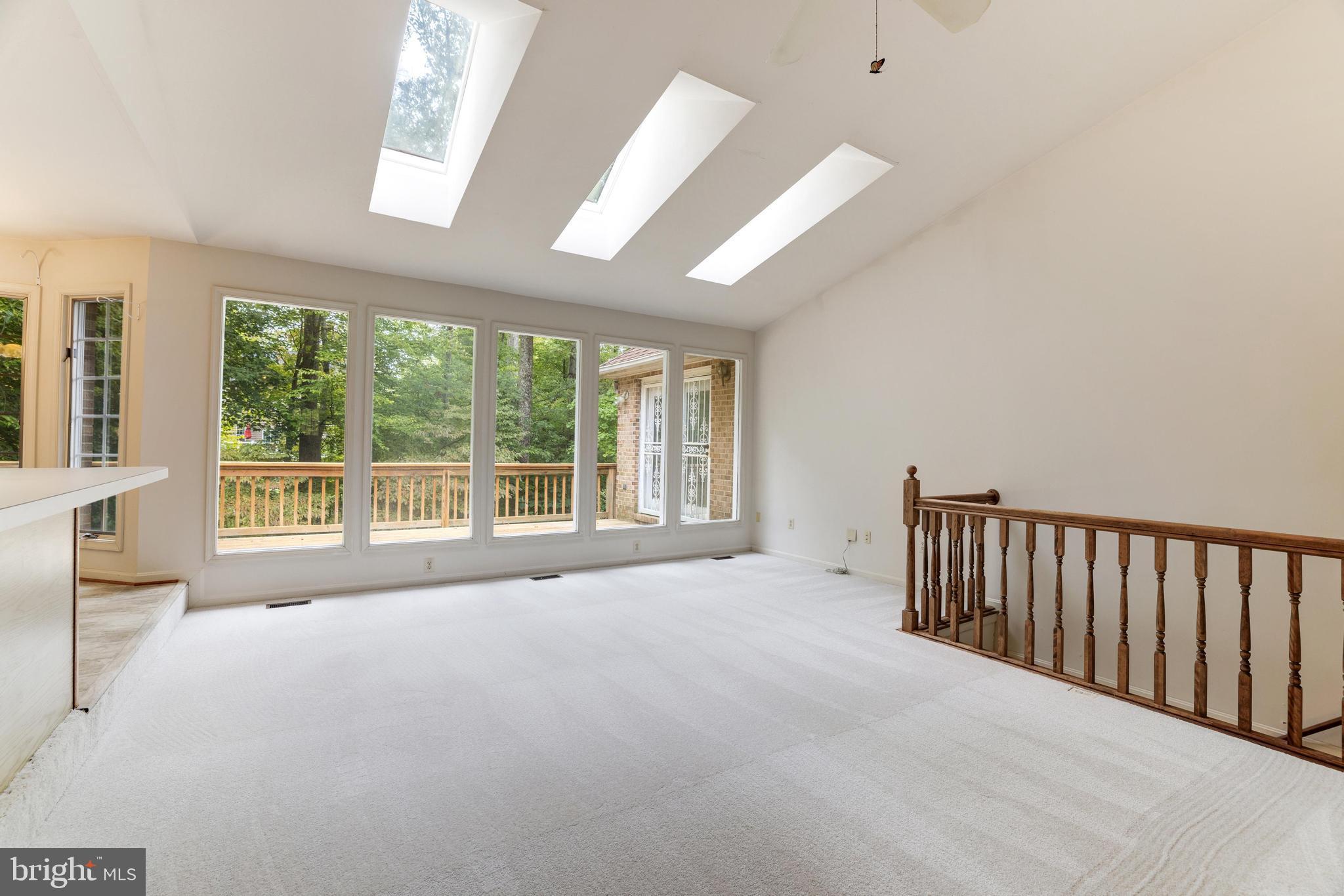 TANTALLON ON THE POTOMAC - Residential