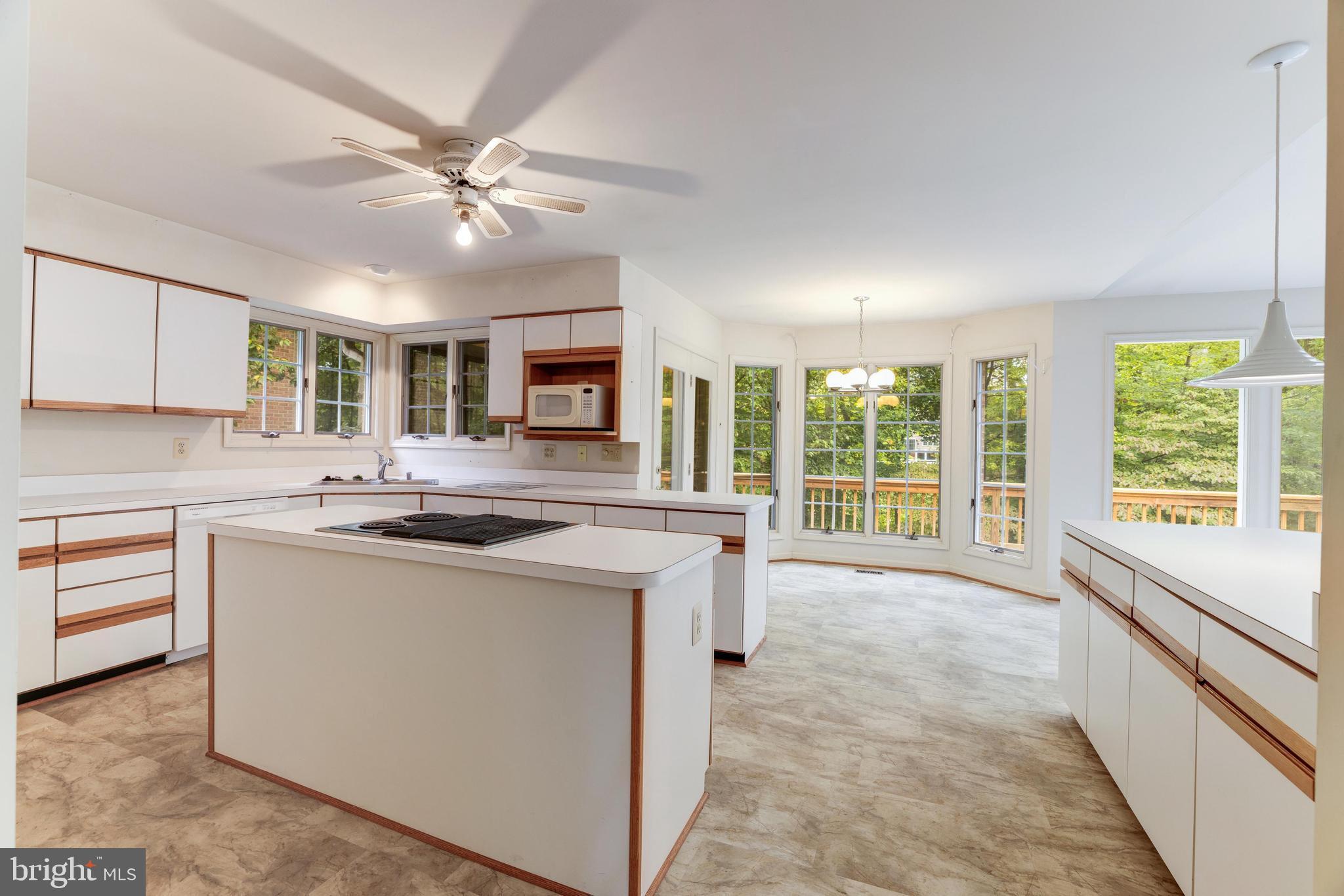 TANTALLON ON THE POTOMAC - Residential