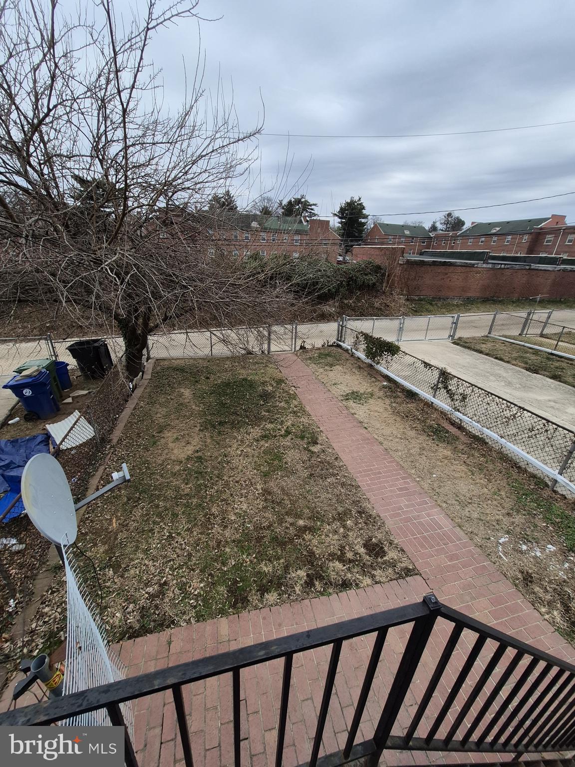 WEST HILLS - Residential