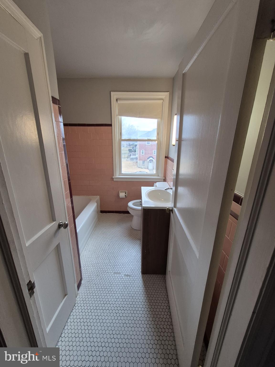 WEST HILLS - Residential