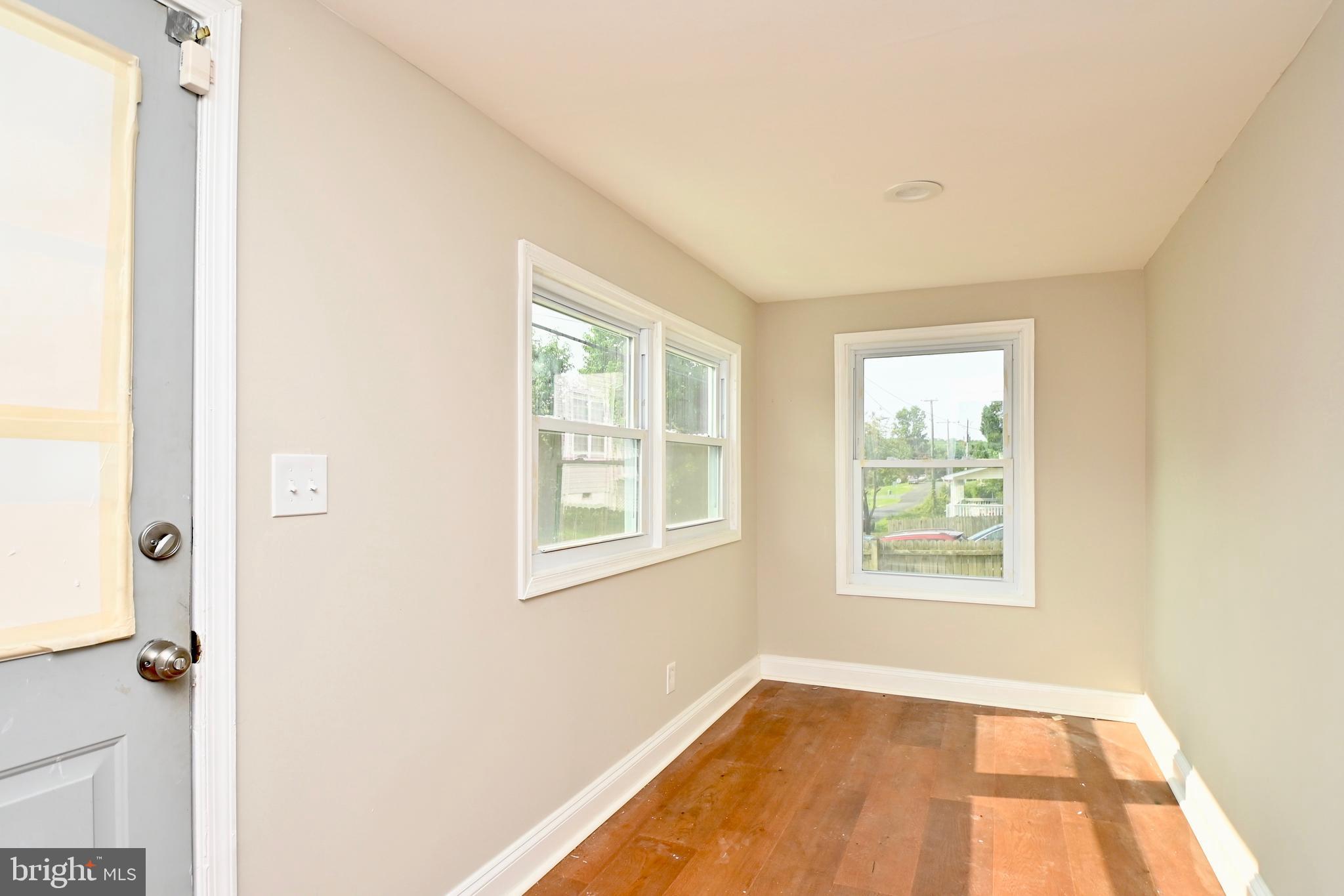 CATESBY HOWARD - Residential