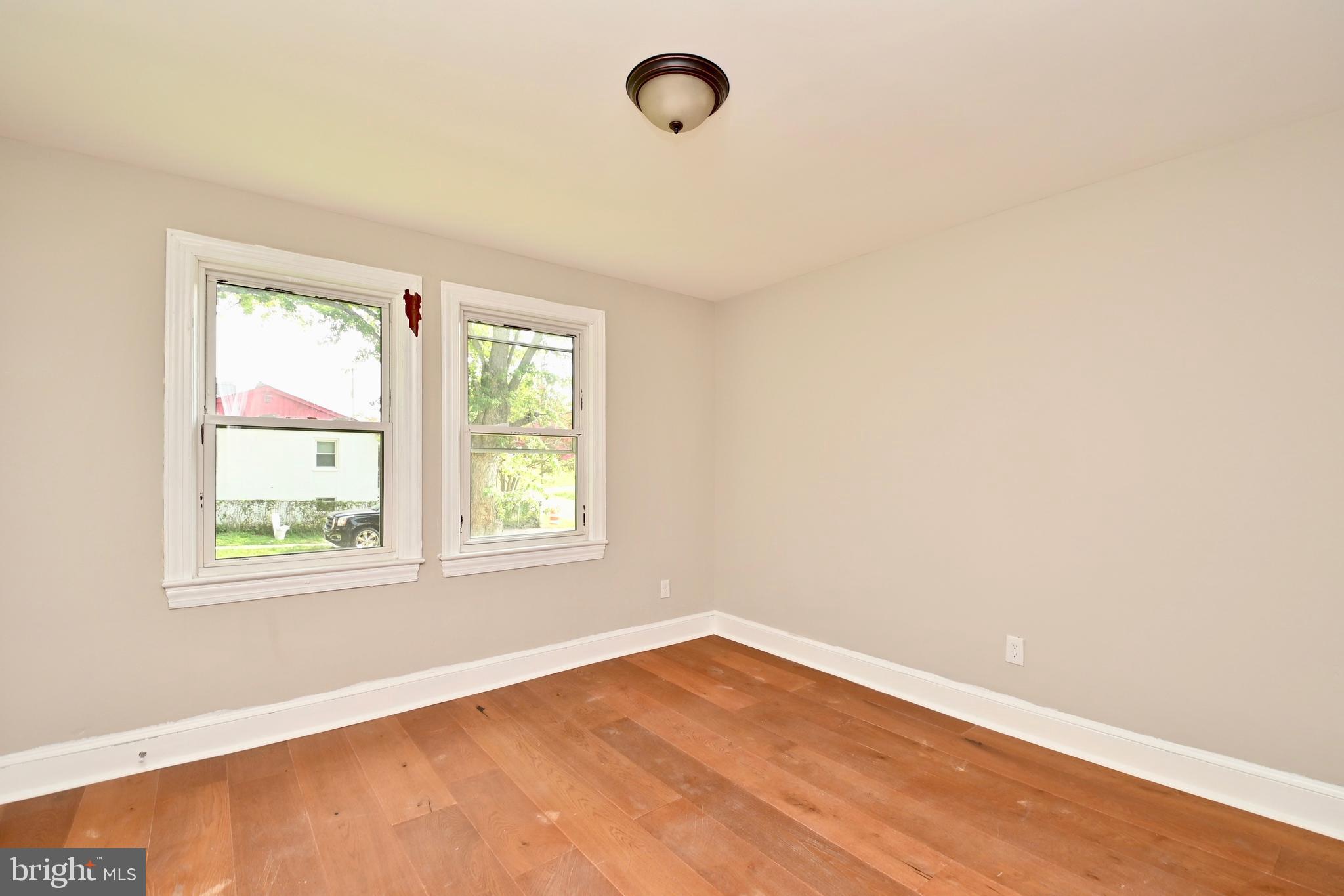 CATESBY HOWARD - Residential