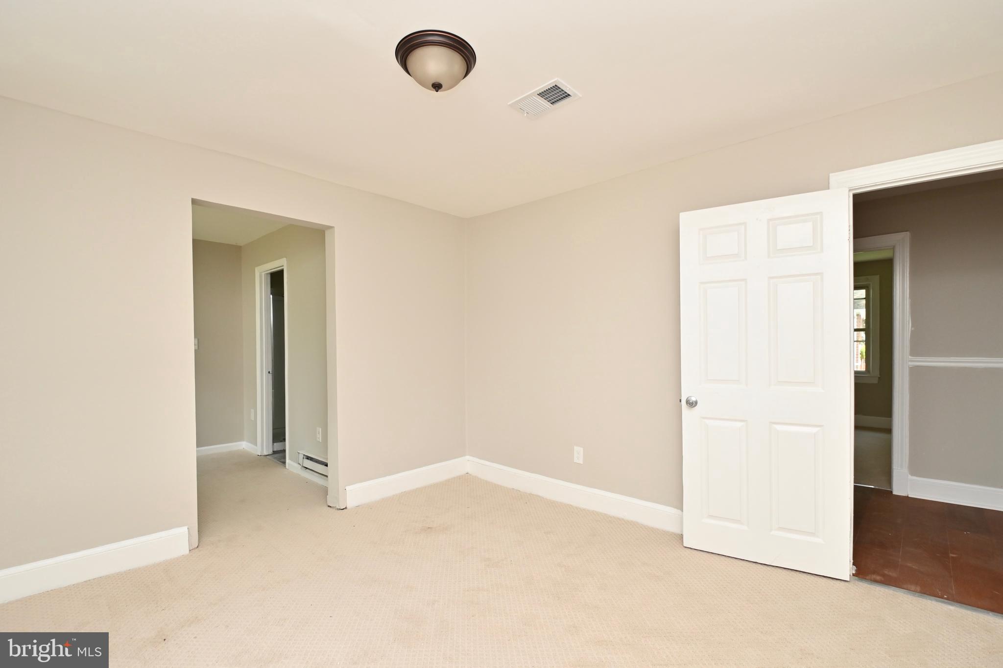 CATESBY HOWARD - Residential