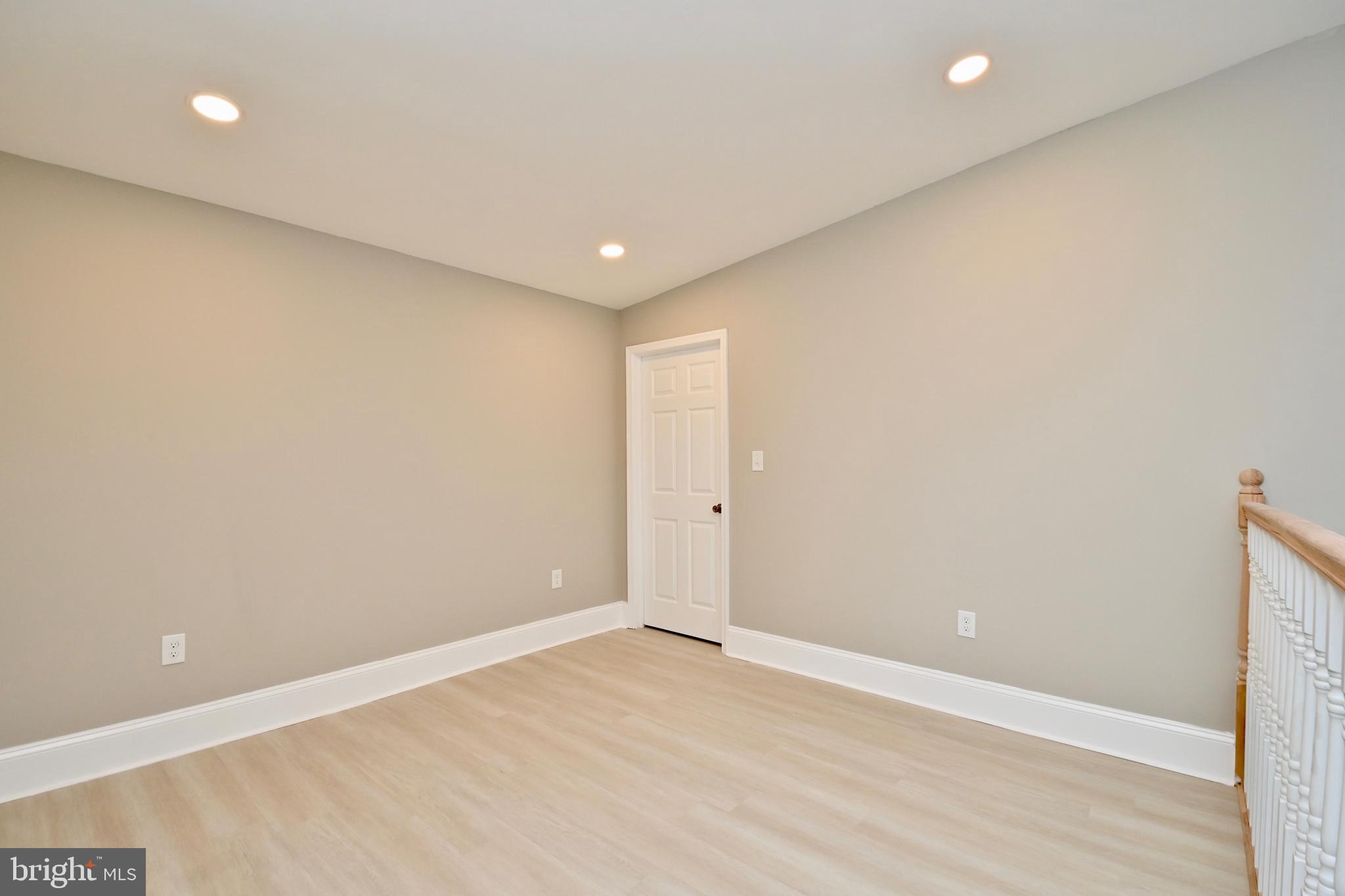 CATESBY HOWARD - Residential