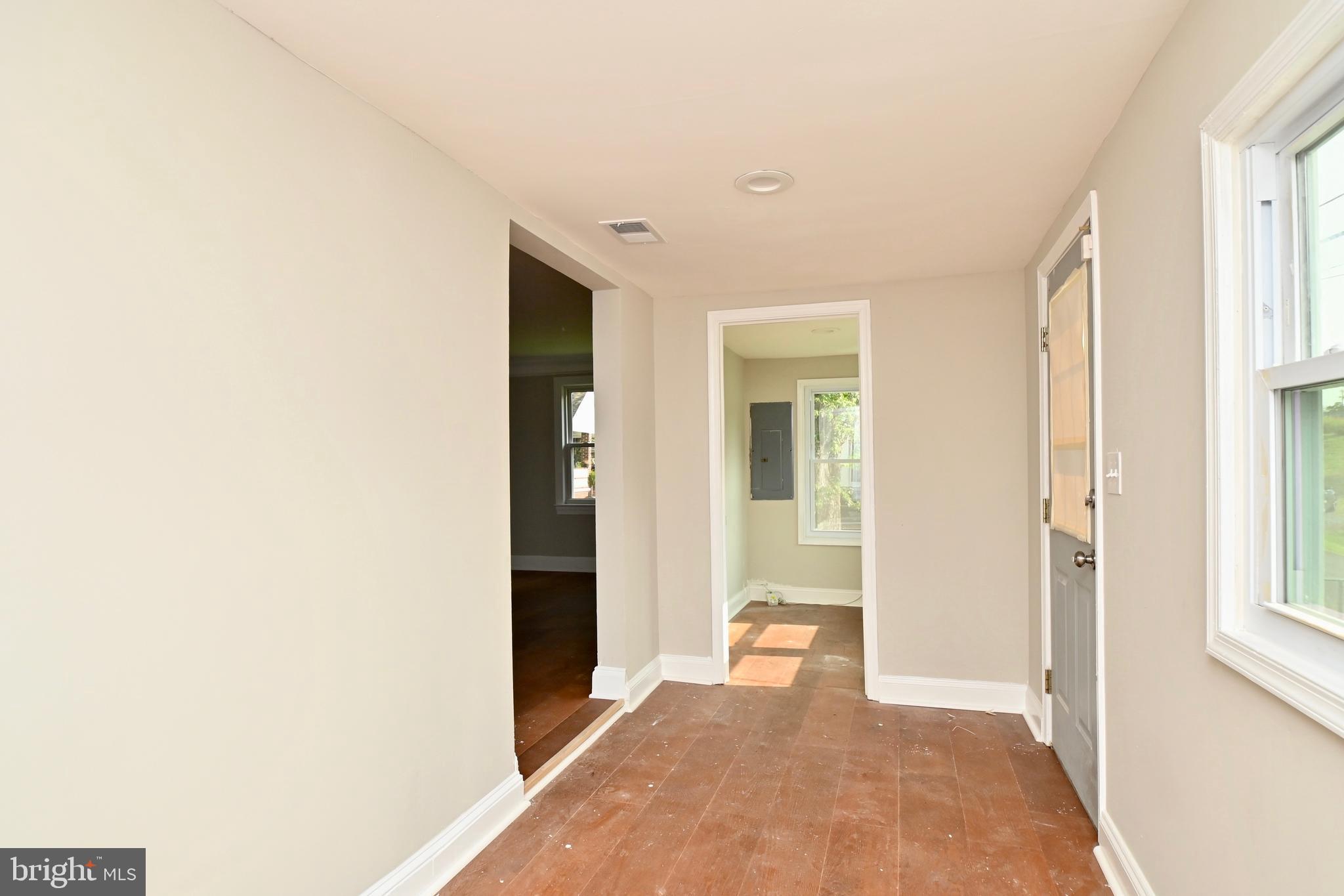 CATESBY HOWARD - Residential