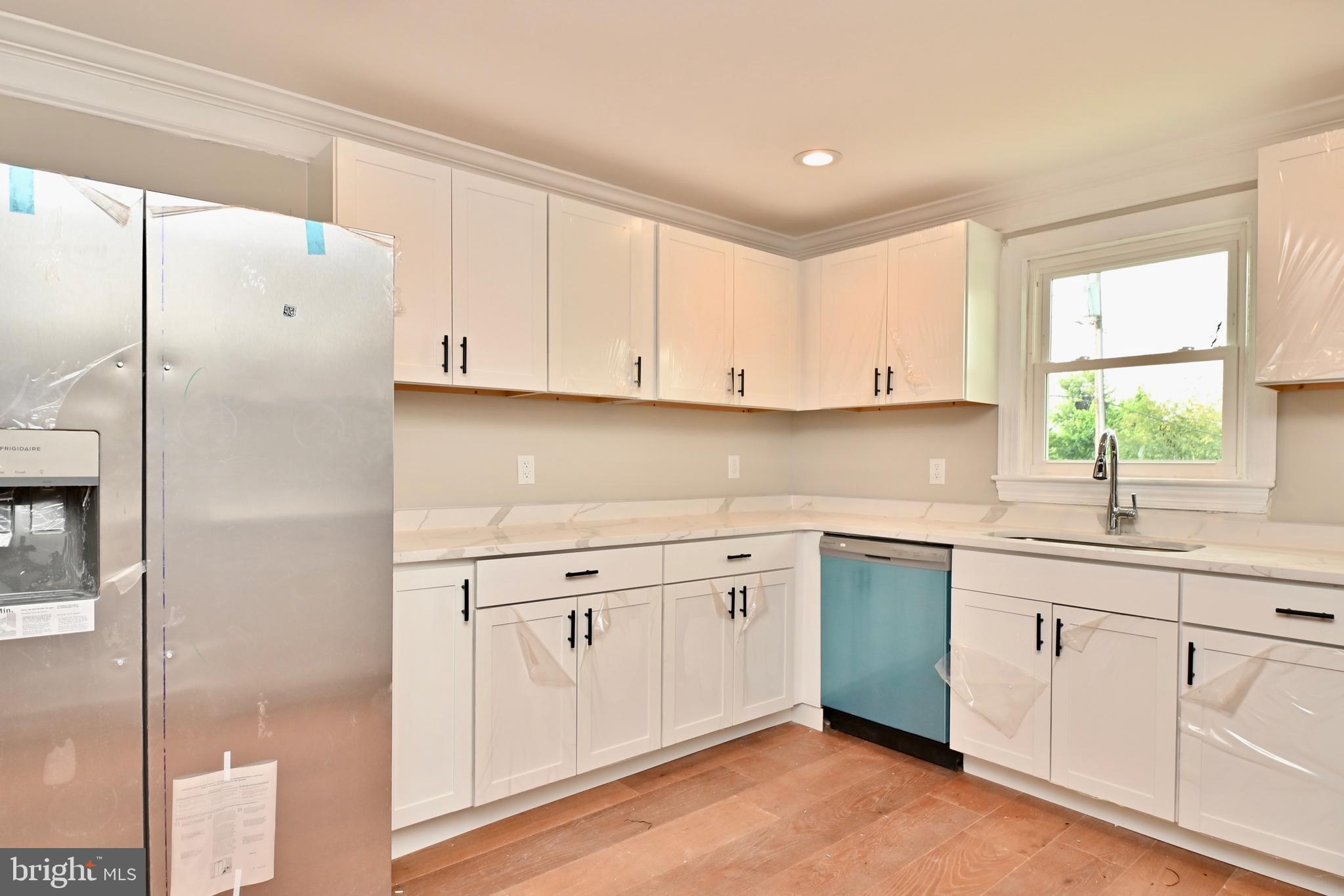 CATESBY HOWARD - Residential