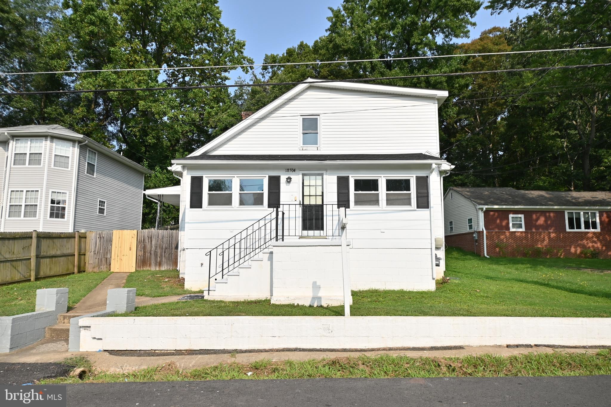 CATESBY HOWARD - Residential