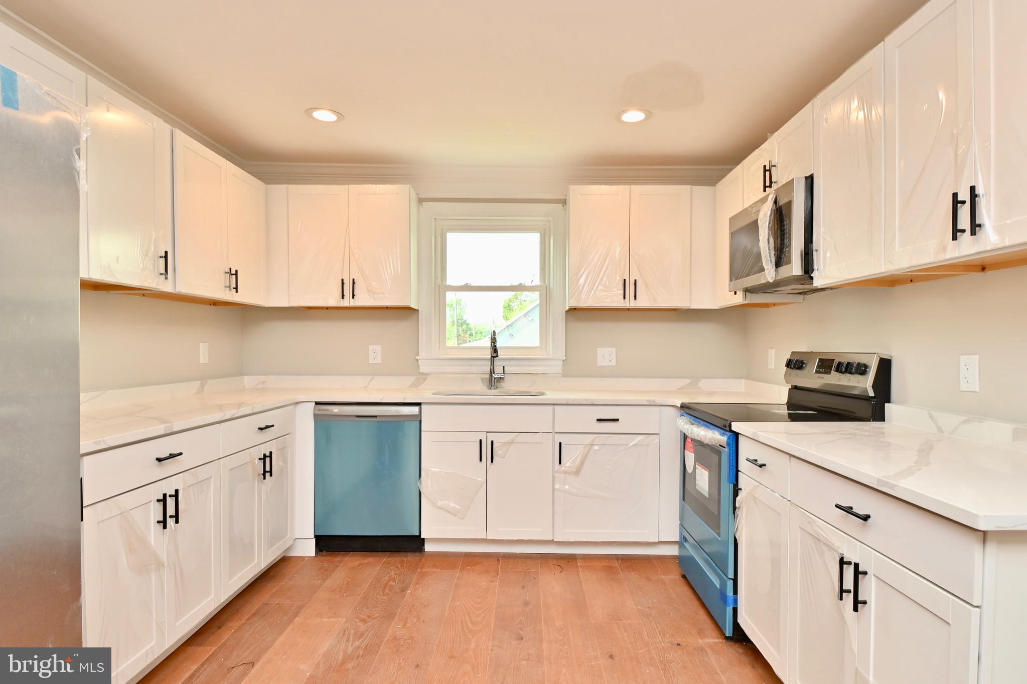 CATESBY HOWARD - Residential