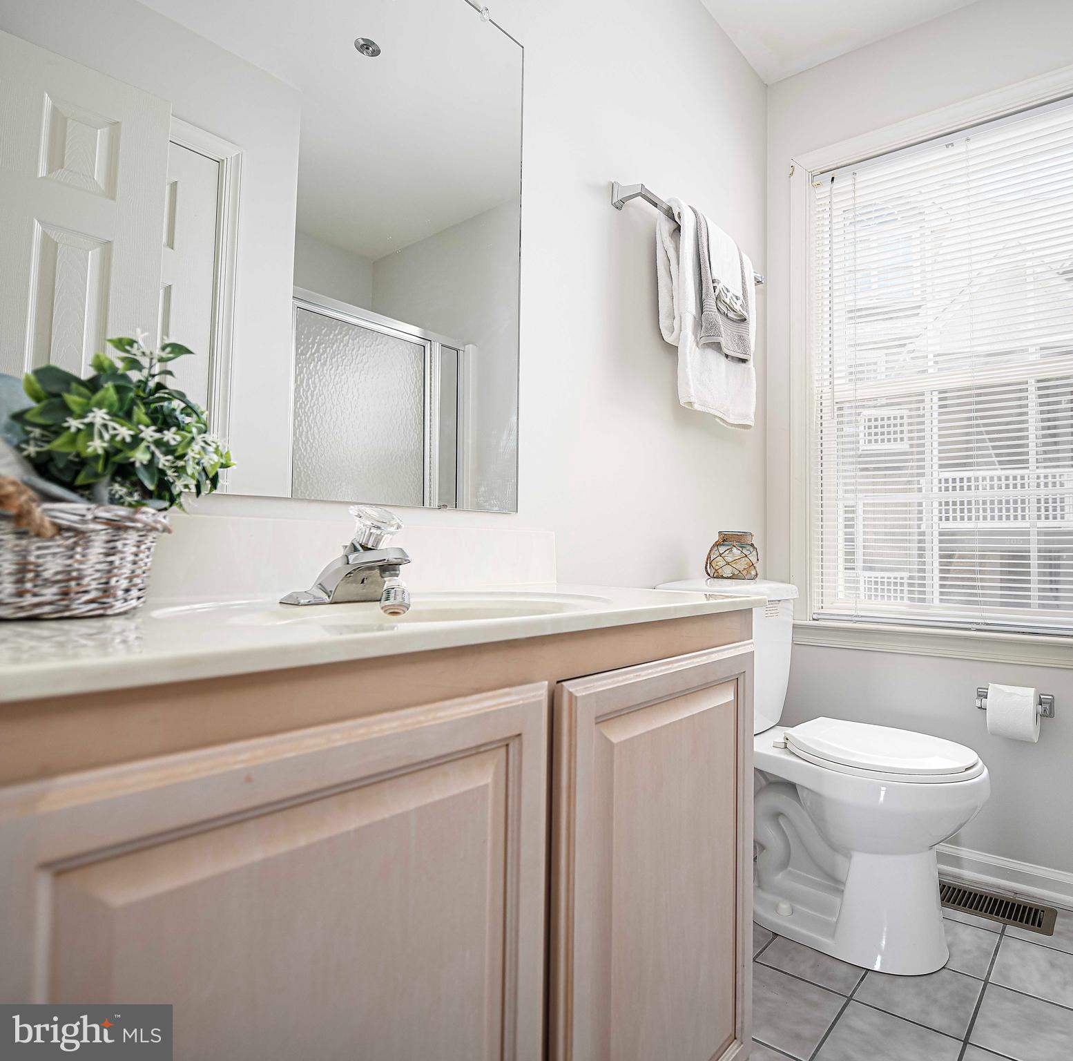 SENECA POINTE - Residential