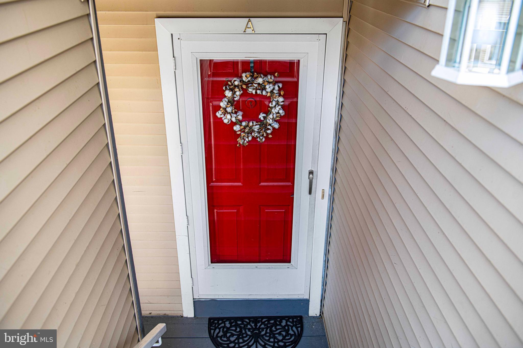 SENECA POINTE - Residential