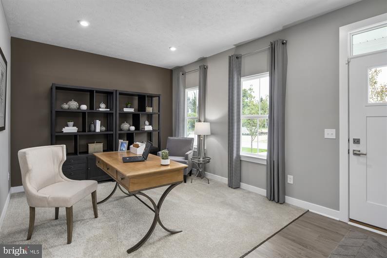 3412 FOX POINTE LANE