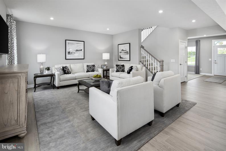 3412 FOX POINTE LANE