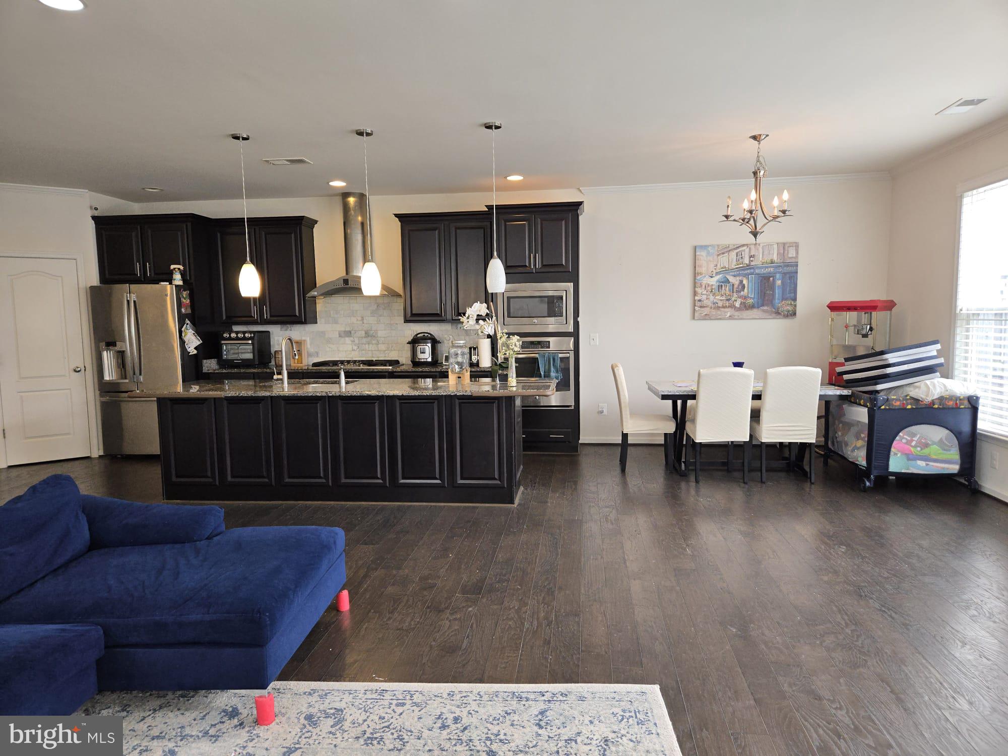 BRAMBLETON LANDBAY 3 - Residential Lease